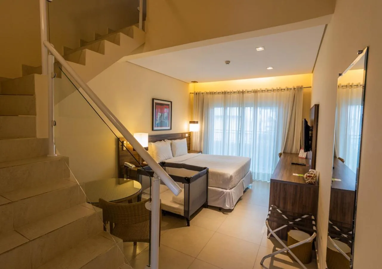 Deluxe Quadruple Room in Amora Hotel Maresias