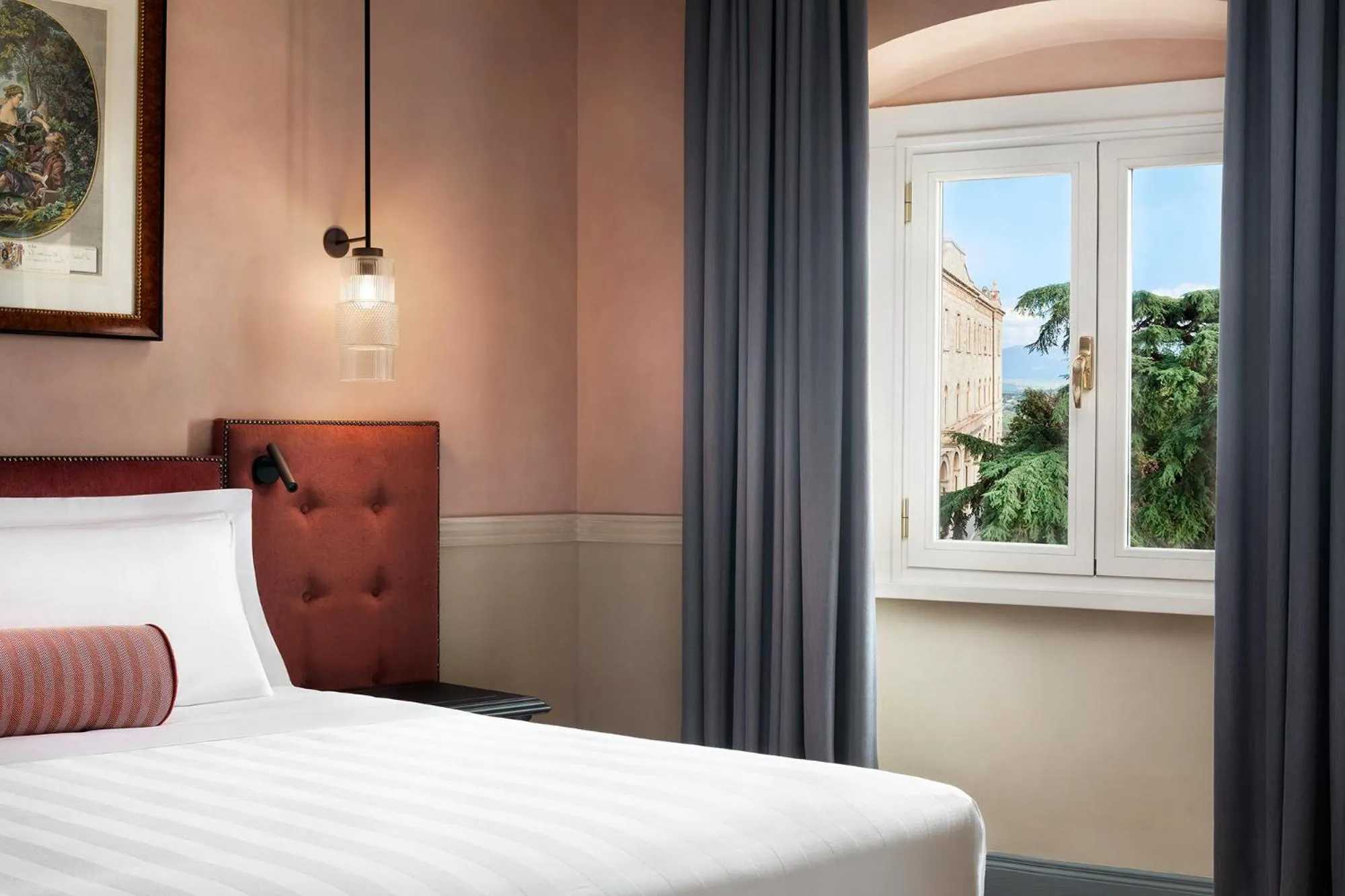 Bedroom, Bed in Sina Brufani