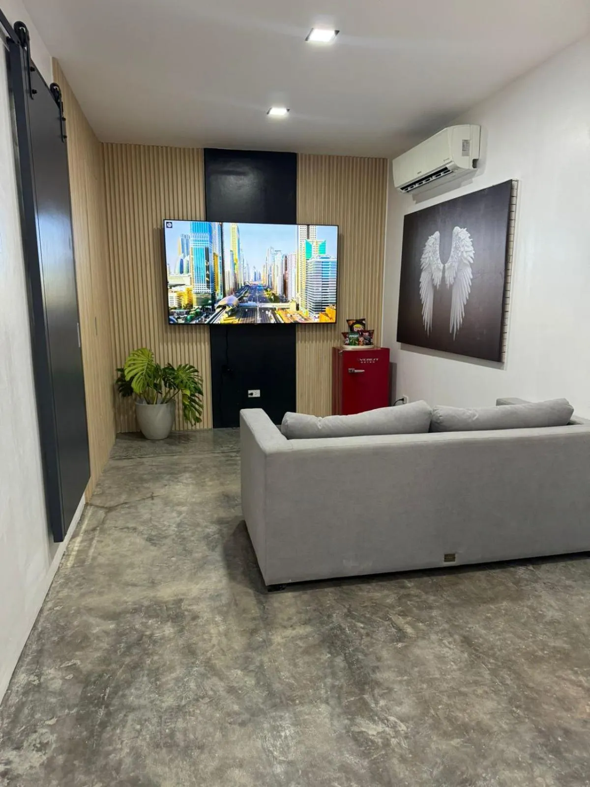 Living room in Epic Suites Bohol ADULTS ONLY