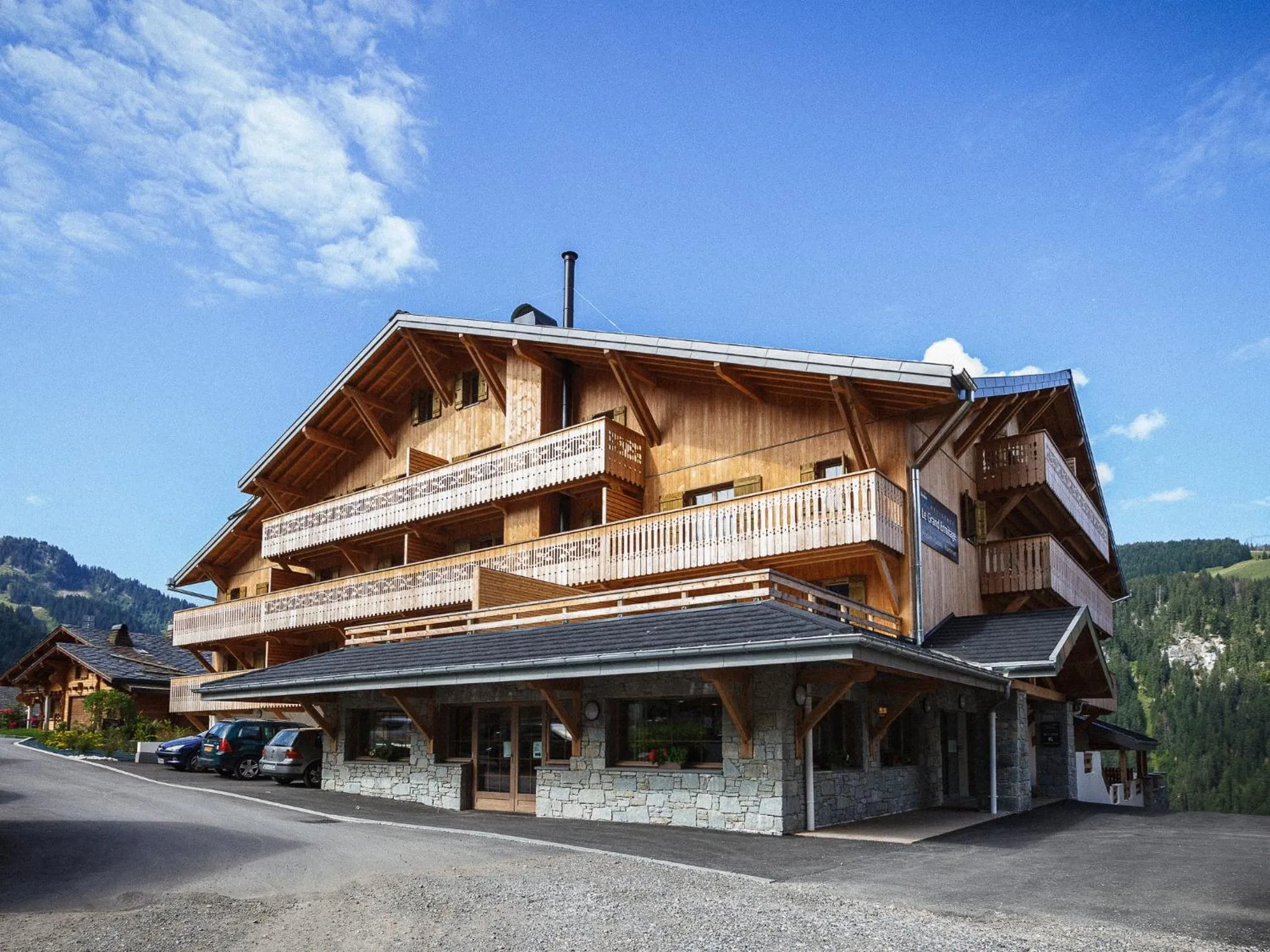Facade/entrance in Résidence Goélia Le Grand Ermitage