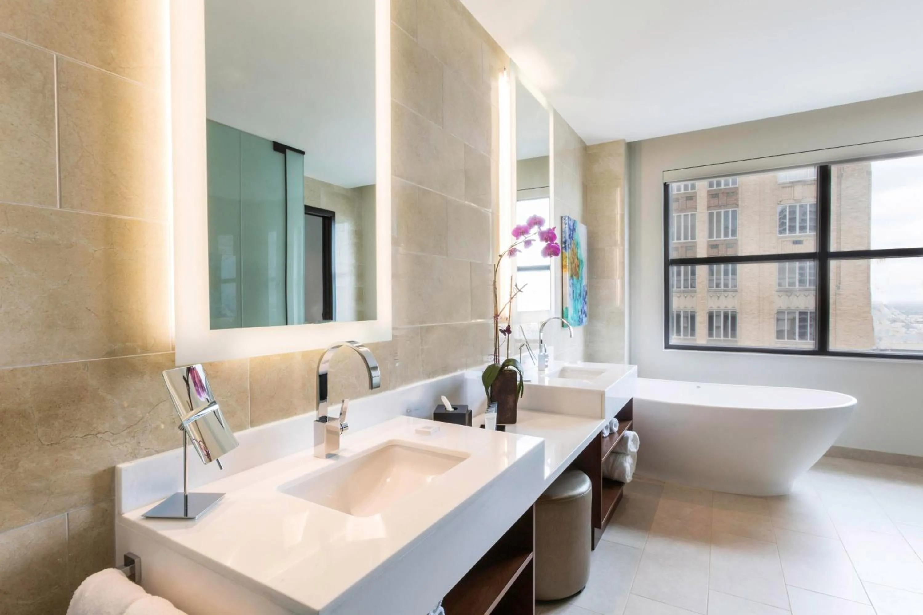 Bathroom in JW Marriott Houston Downtown