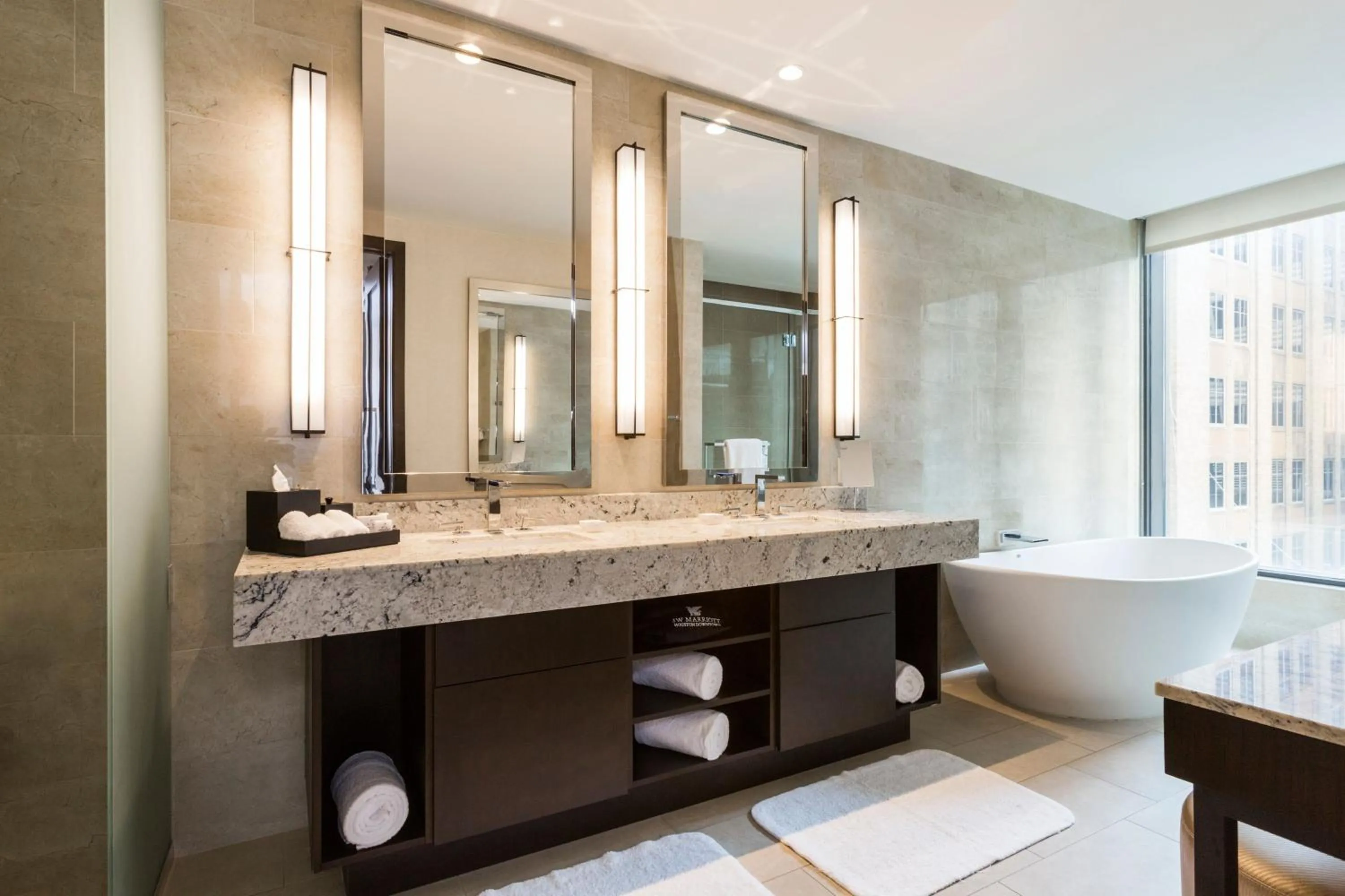 Photo of the whole room in JW Marriott Houston Downtown