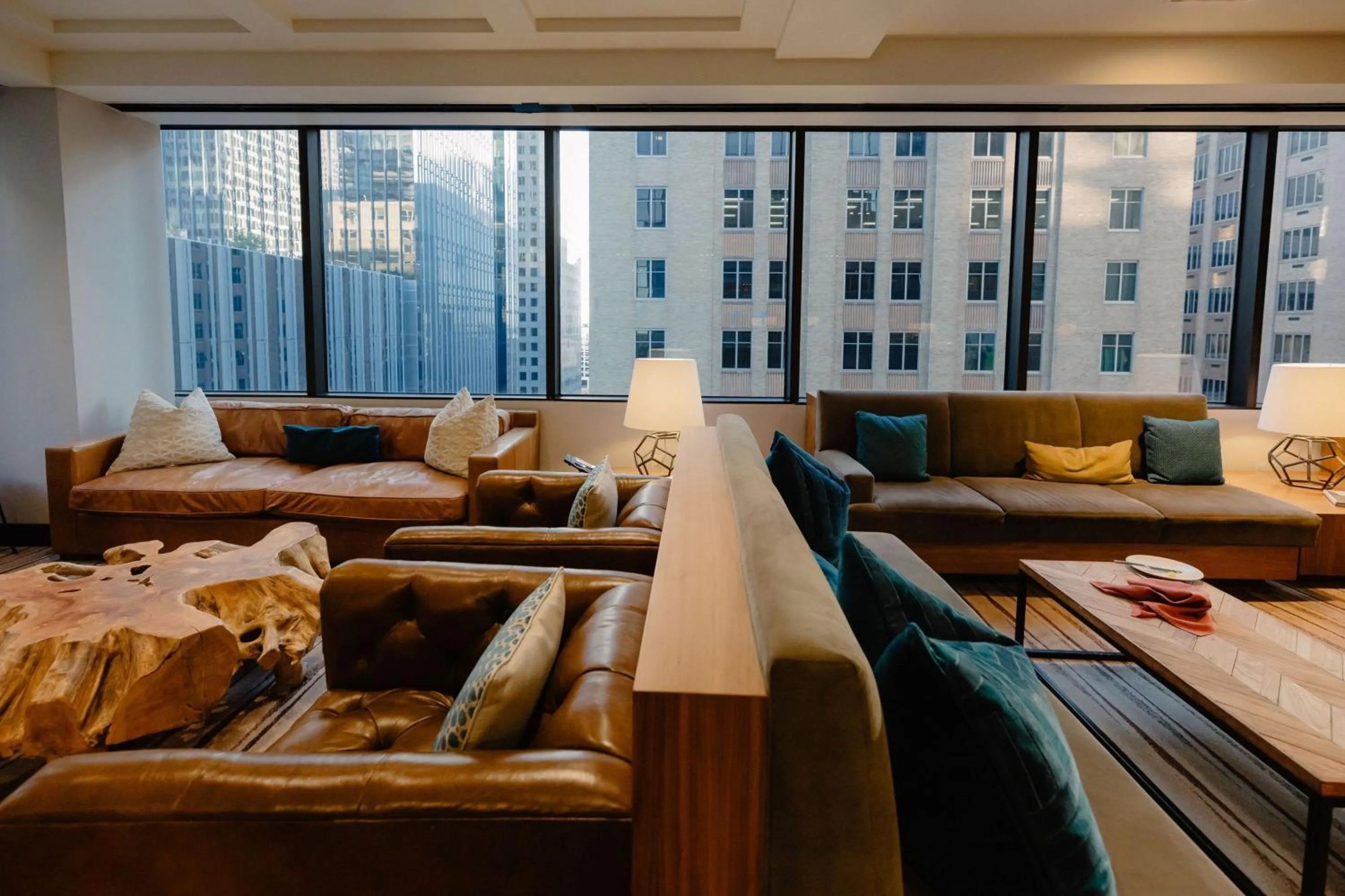 Lounge or bar in JW Marriott Houston Downtown