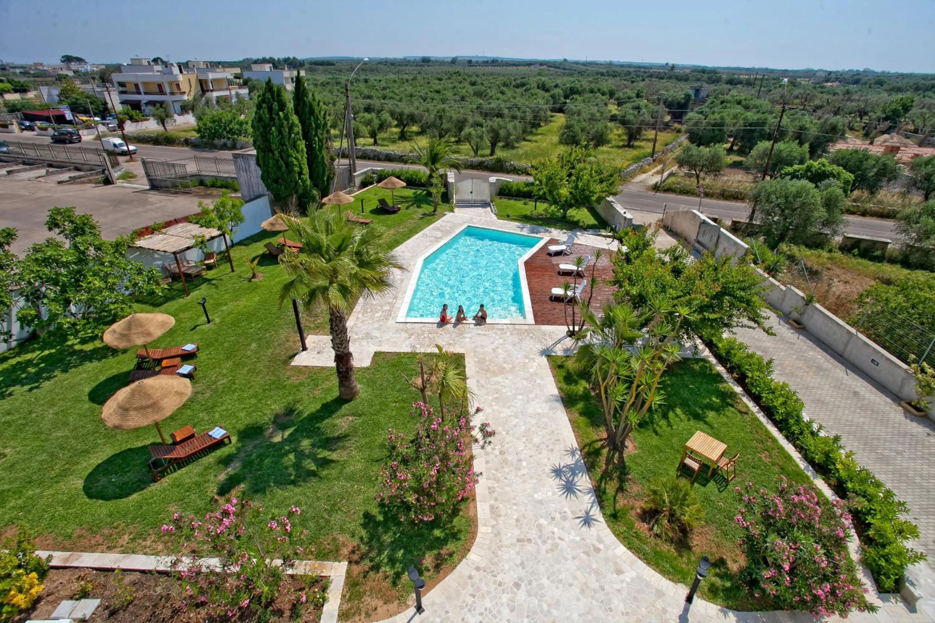 Pool view in Aia Grande