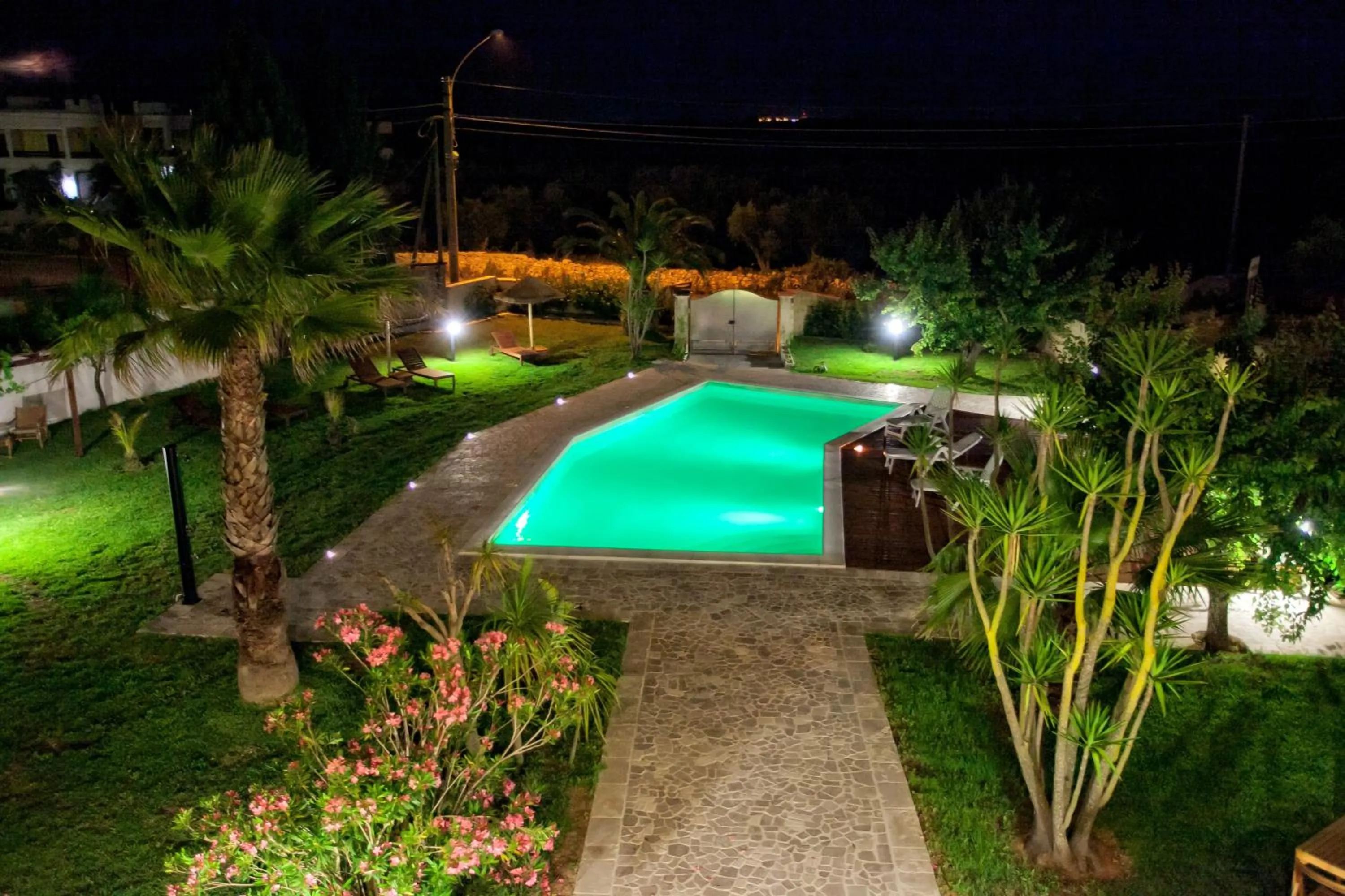 Pool view in Aia Grande