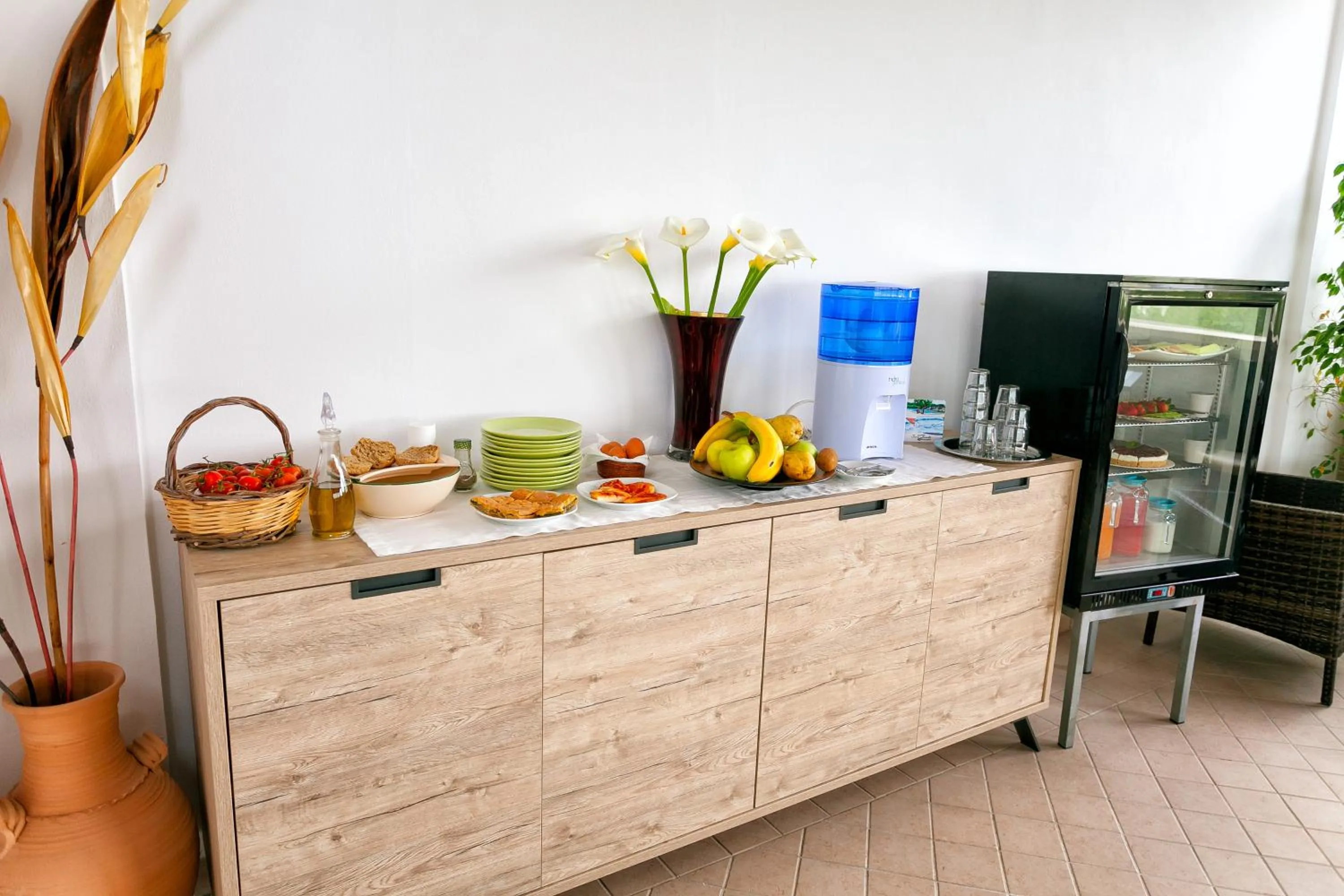 Food and drinks in Aia Grande