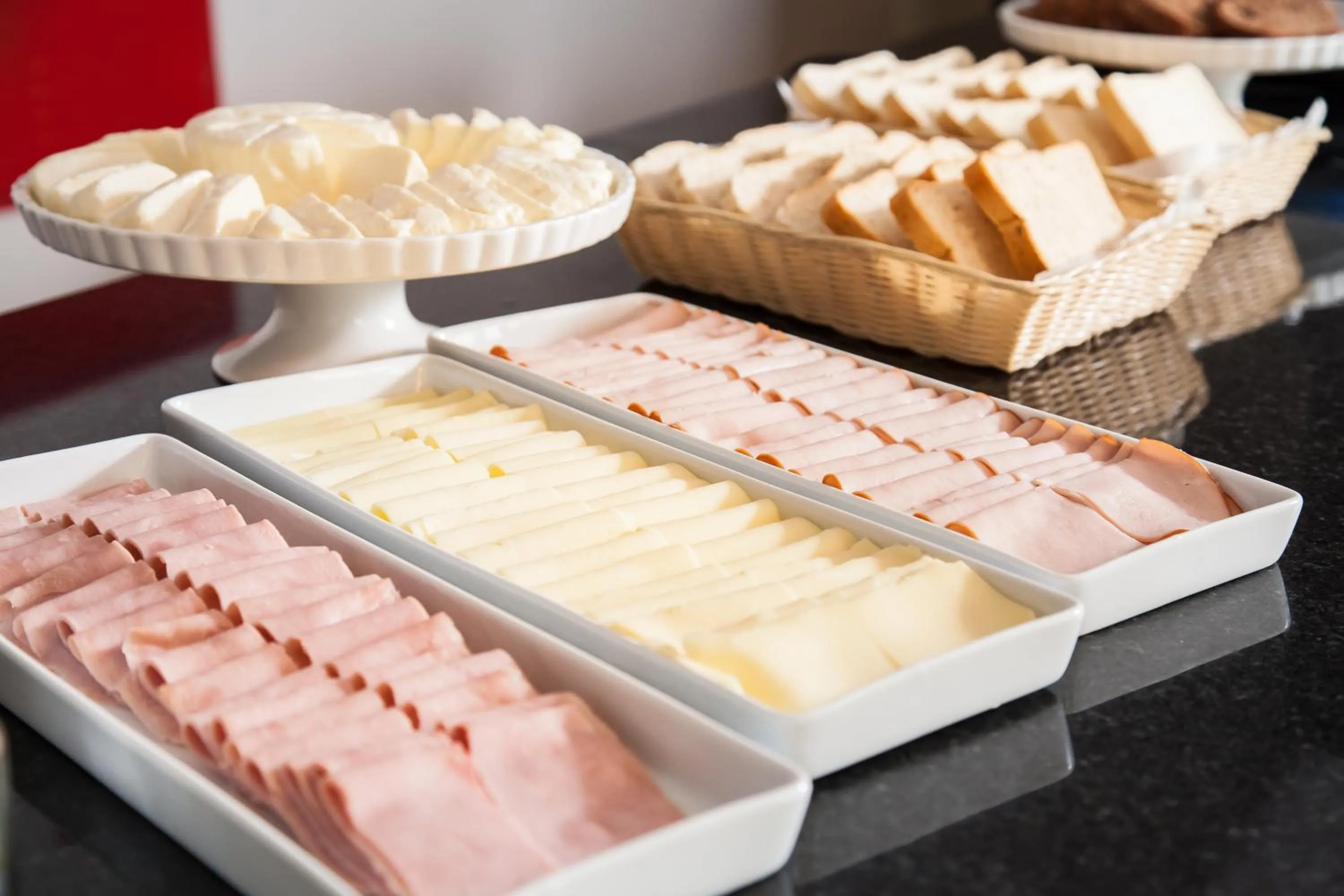 Breakfast in eSuites Belo Horizonte Minascasa