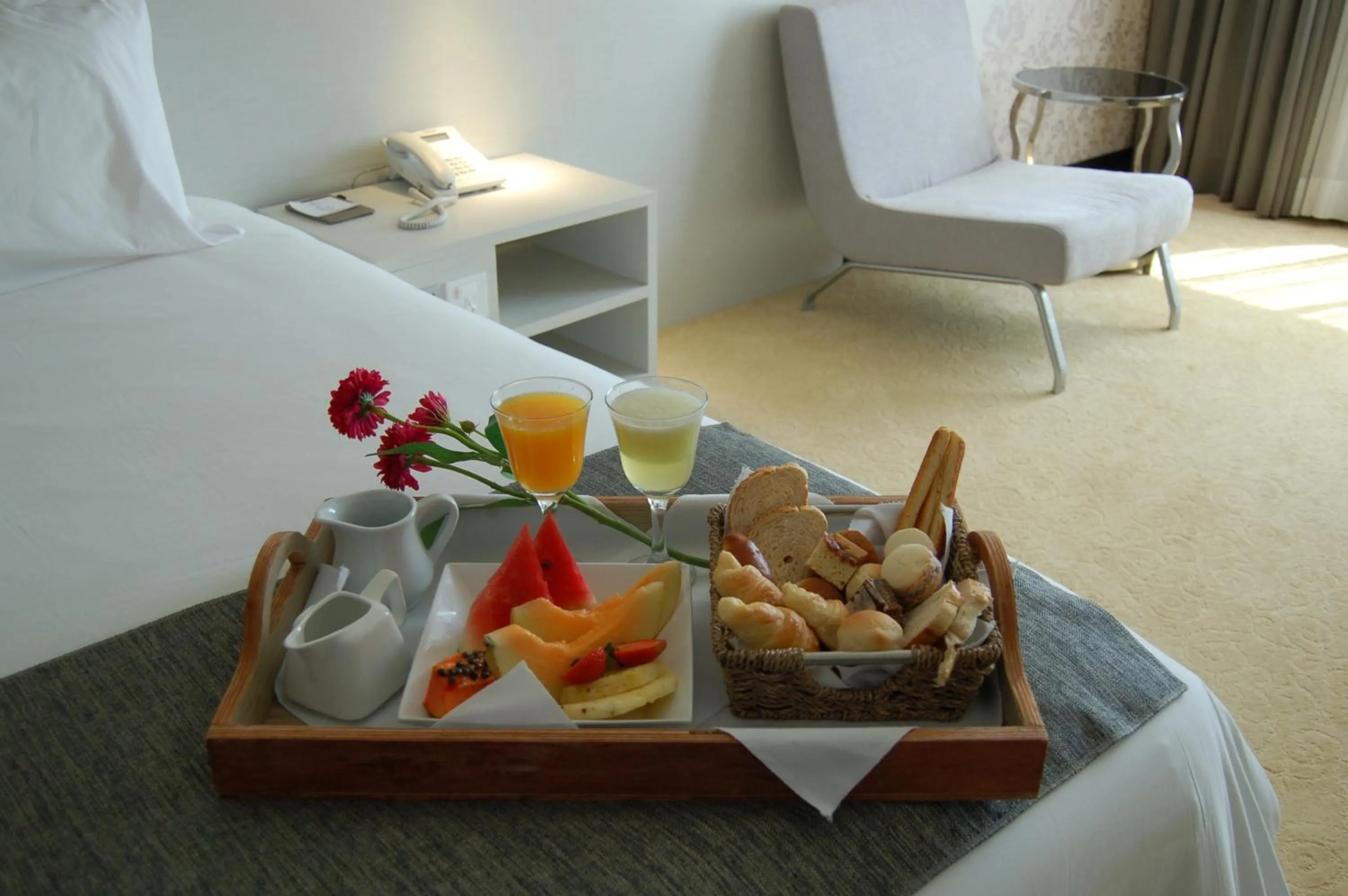 Coffee/tea facilities in Nobile Hotel Convention Ciudad Del Este