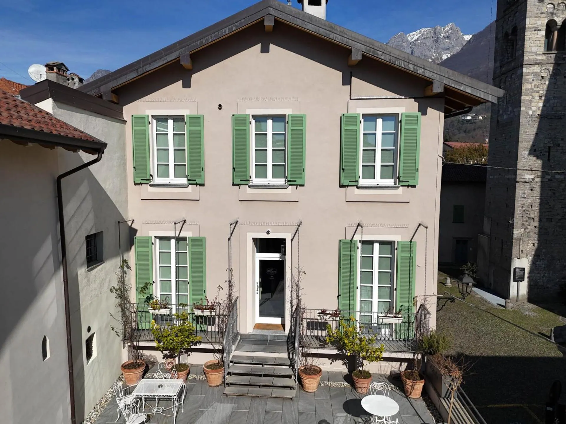 Property building in Locanda Alberti