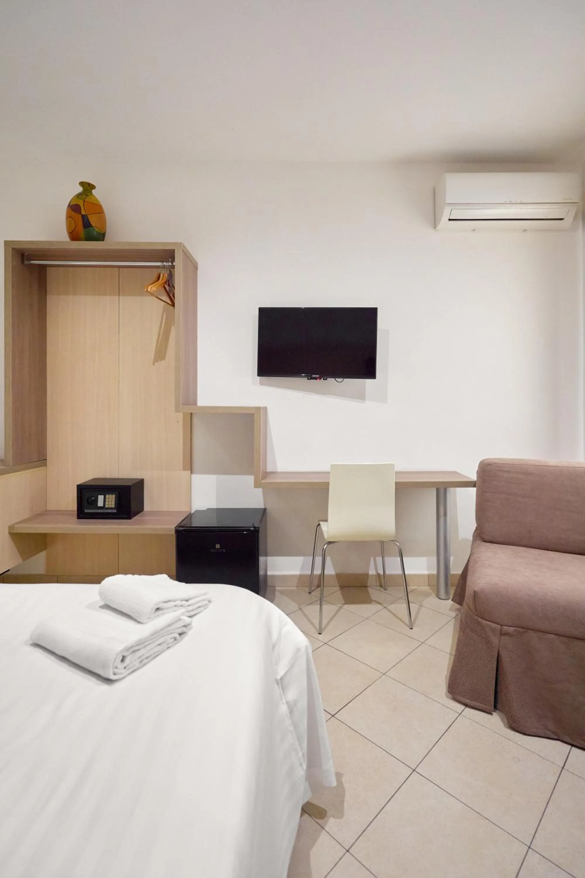 Bed in Hotel Centrale