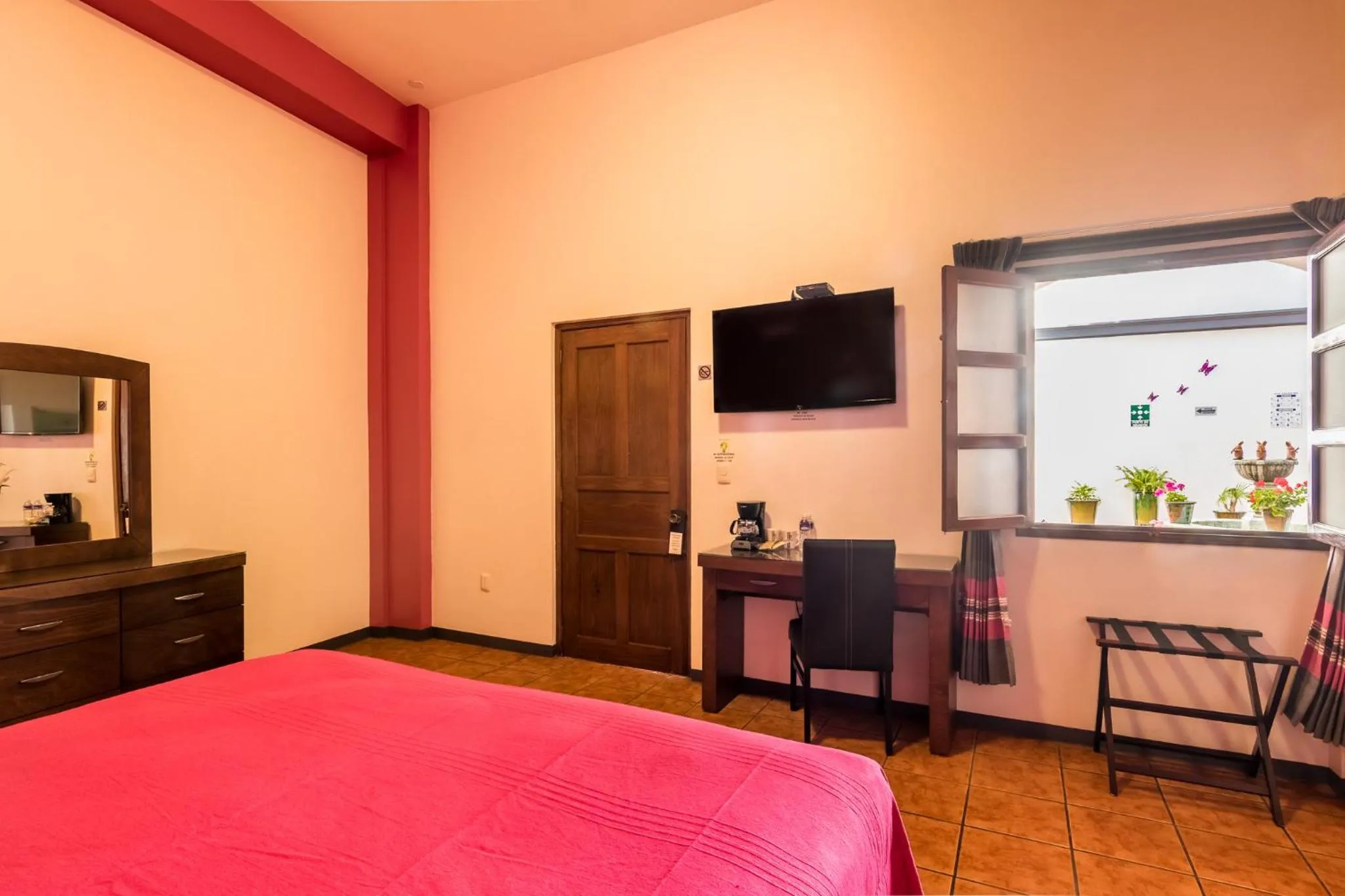 Bed in Hotel del Marquesado