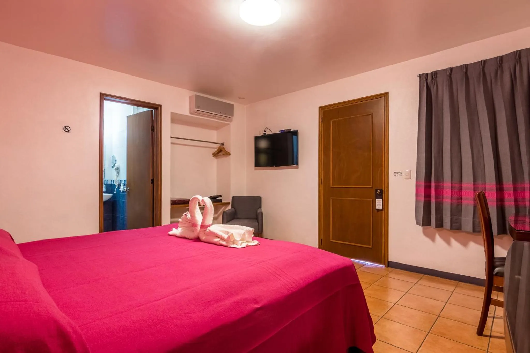 Decorative detail, Bed in Hotel del Marquesado