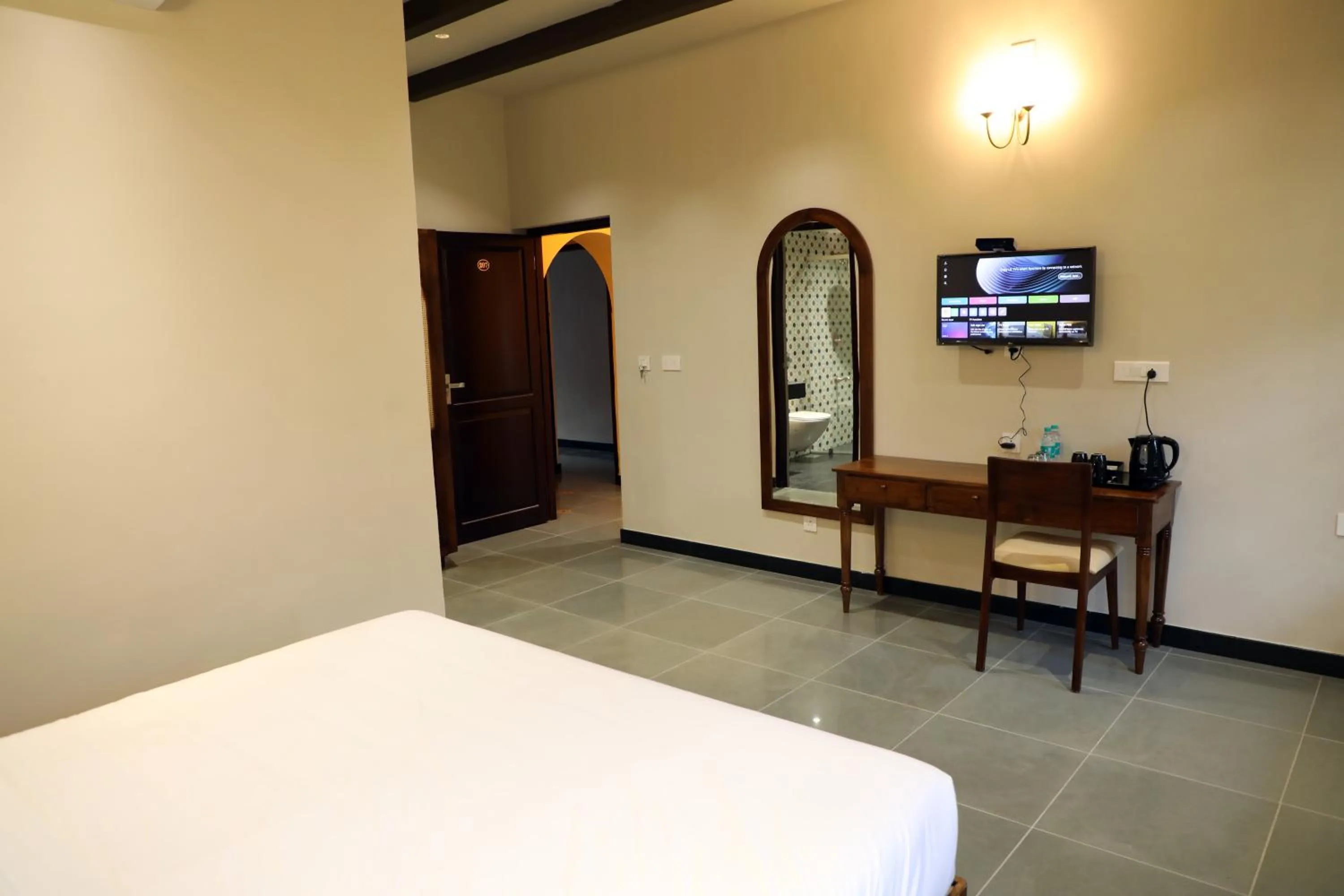 TV and multimedia, Bed in THE SUNSET BAY