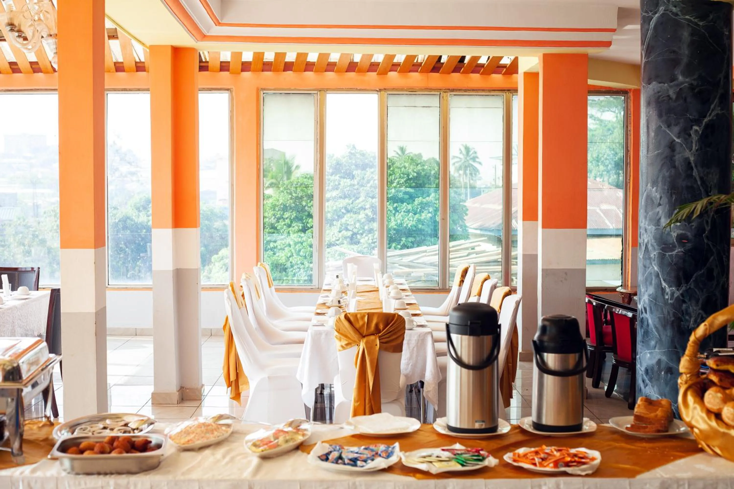 Coffee/tea facilities in FELICIA HOTEL YAOUNDE