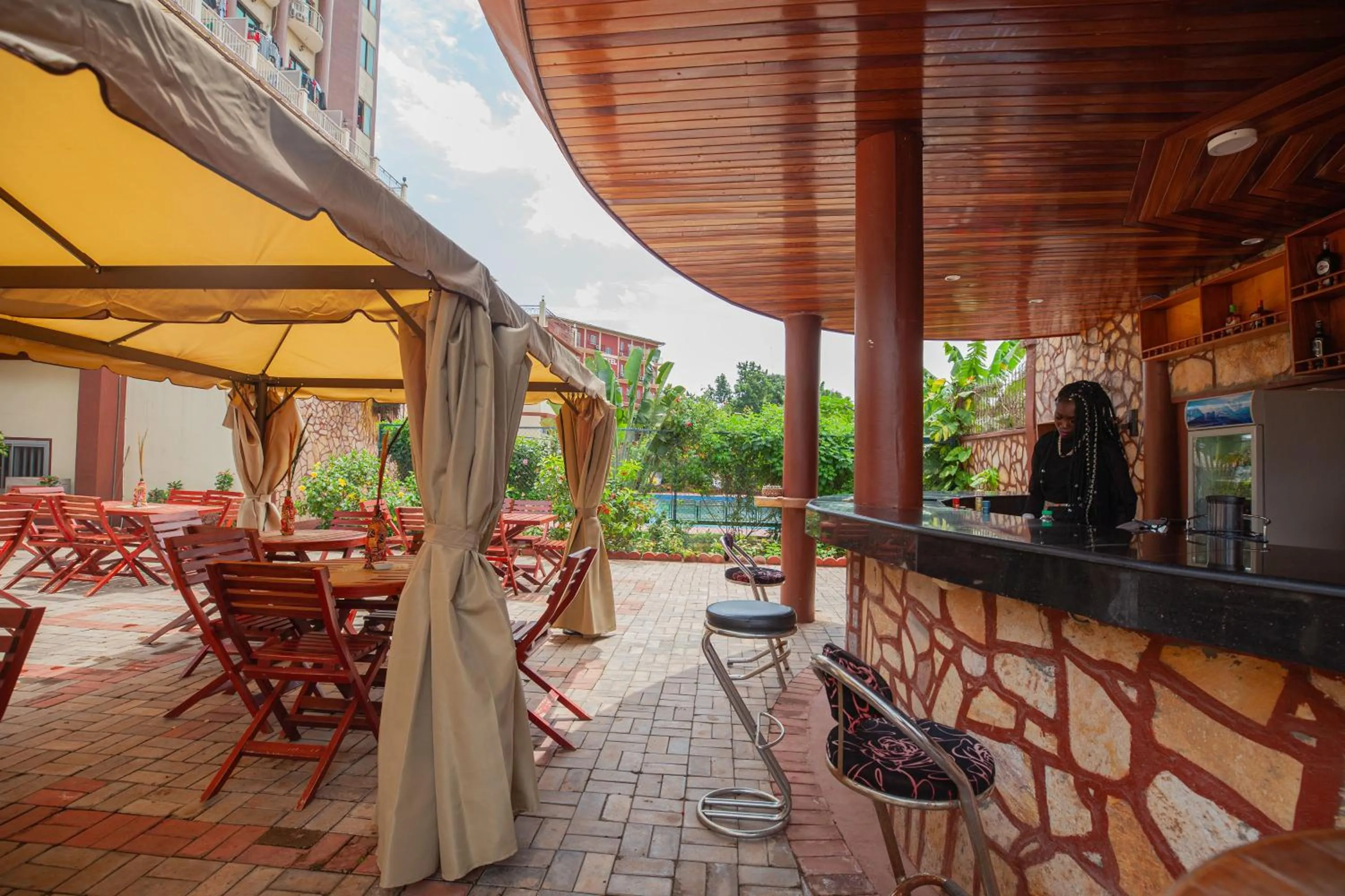 BBQ facilities in FELICIA HOTEL YAOUNDE