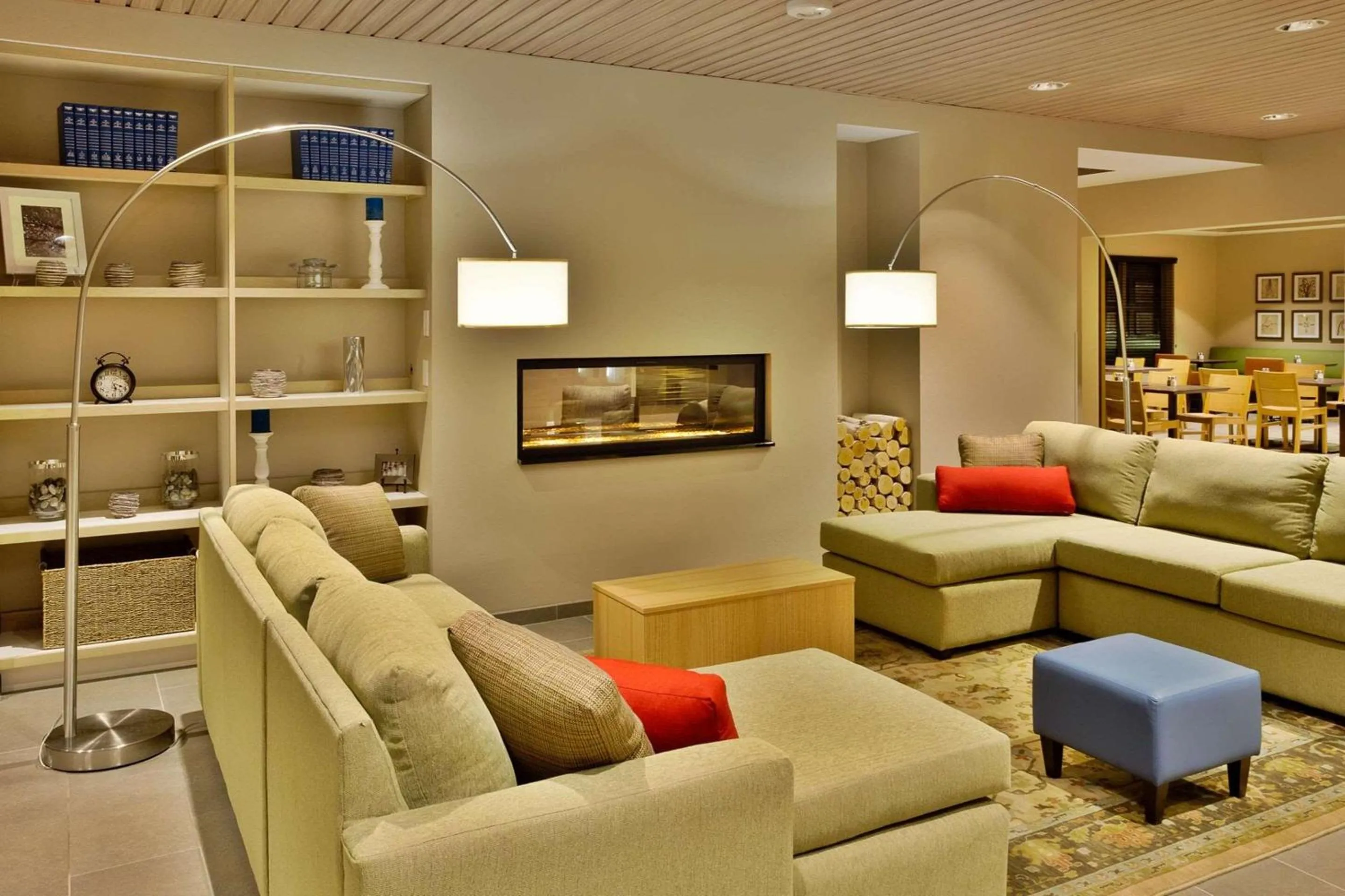 Lobby or reception in Country Inn & Suites by Radisson, Springfield Southeast
