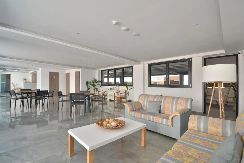 Seating area in Anassa Suites