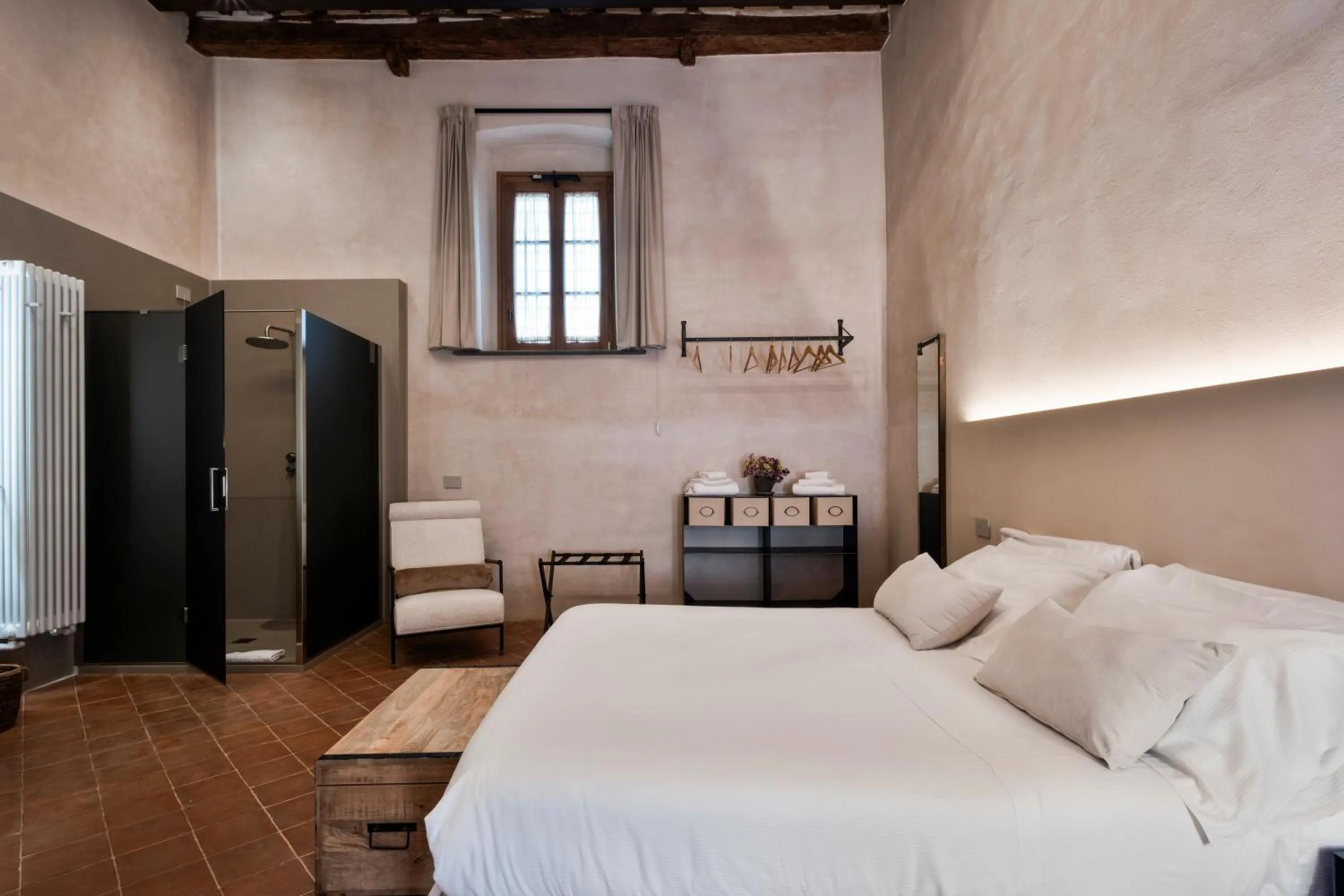 Bedroom, Bed in Badia Giulia Prestigious Historical B&B, Camaiore - Adults Only - No Pets