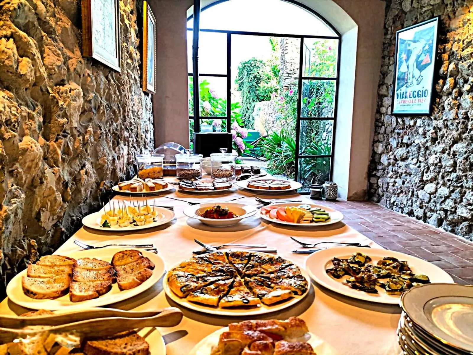 Breakfast in Badia Giulia Prestigious Historical B&B, Camaiore - Adults Only - No Pets