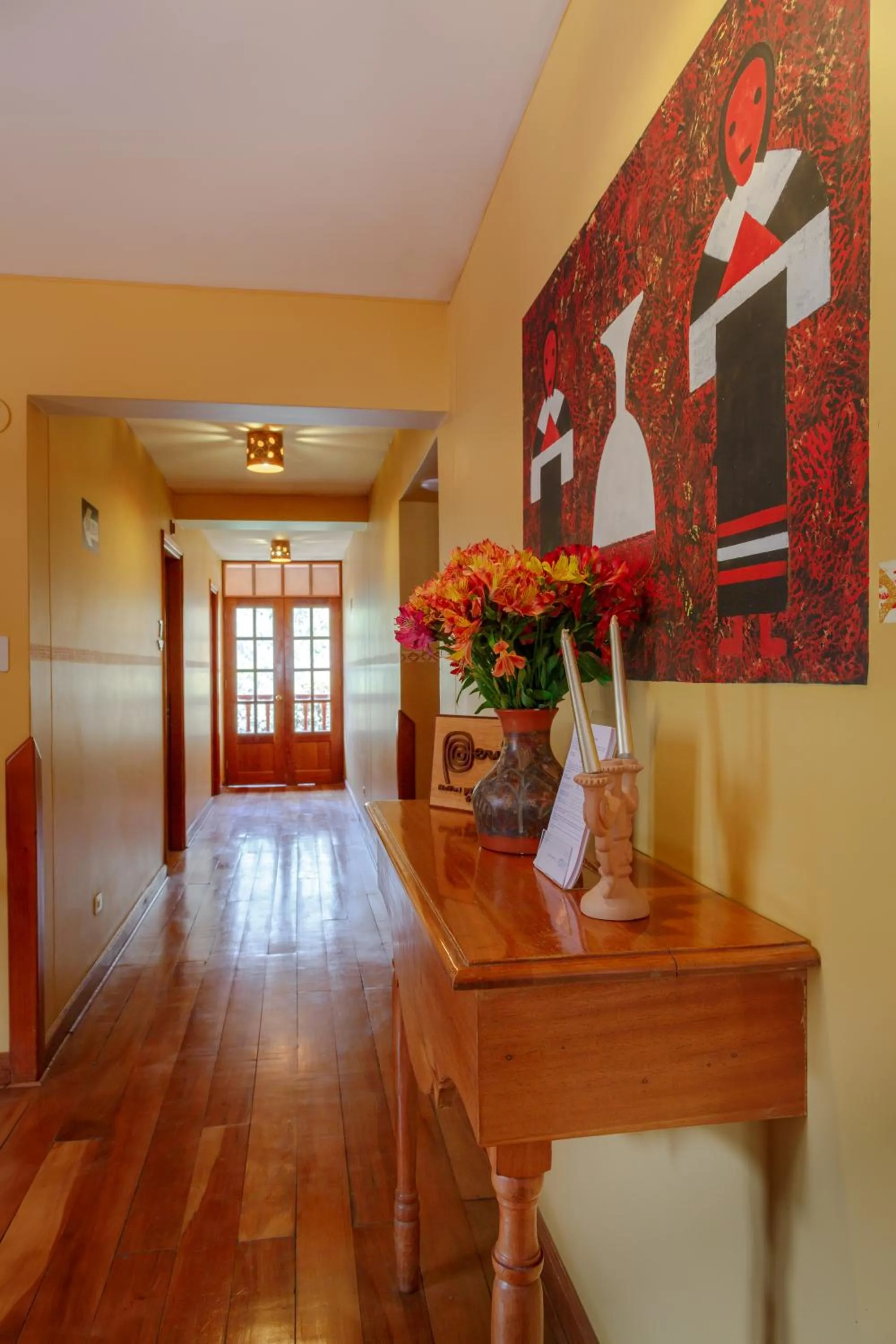 Decorative detail in Hotel Pakaritampu