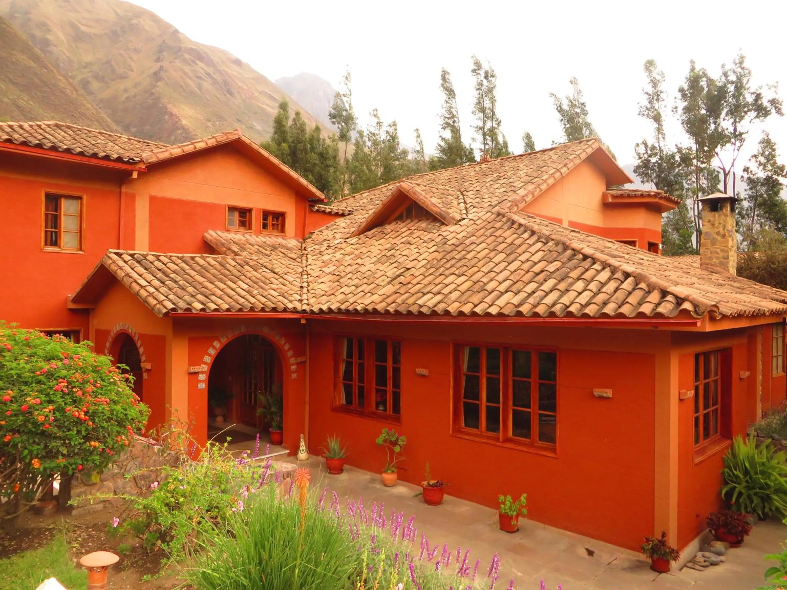 Property building in Hotel Pakaritampu