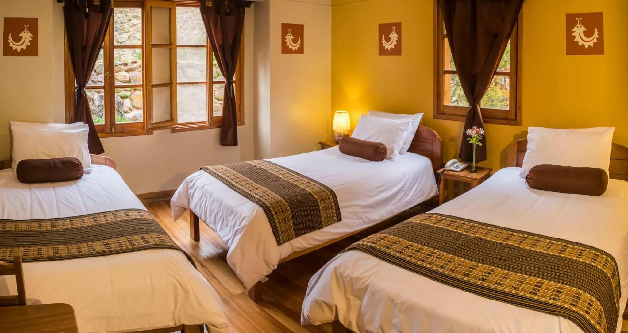 Photo of the whole room, Bed in Hotel Pakaritampu