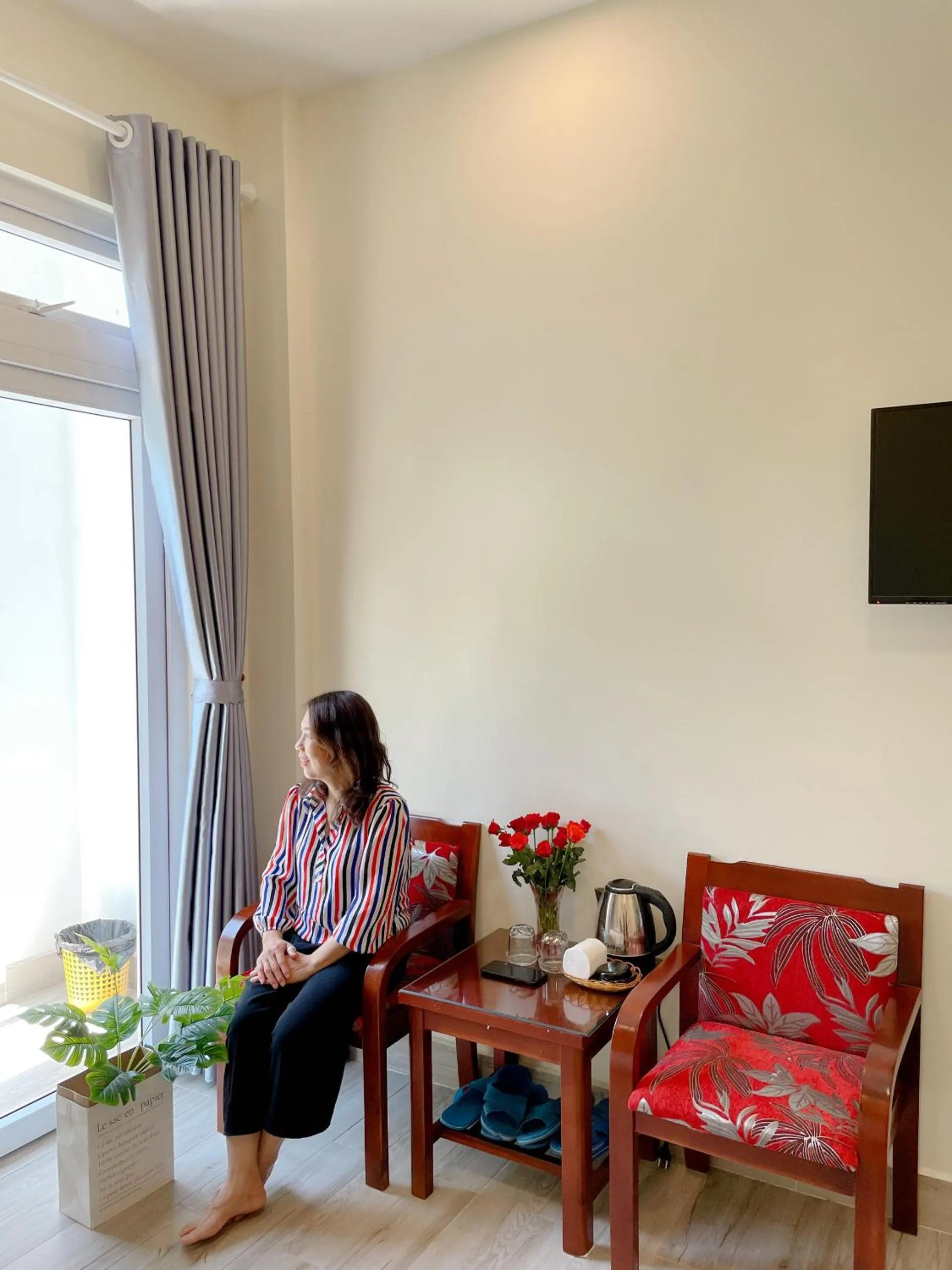 People in Nhat Hoang Homestay Da Lat