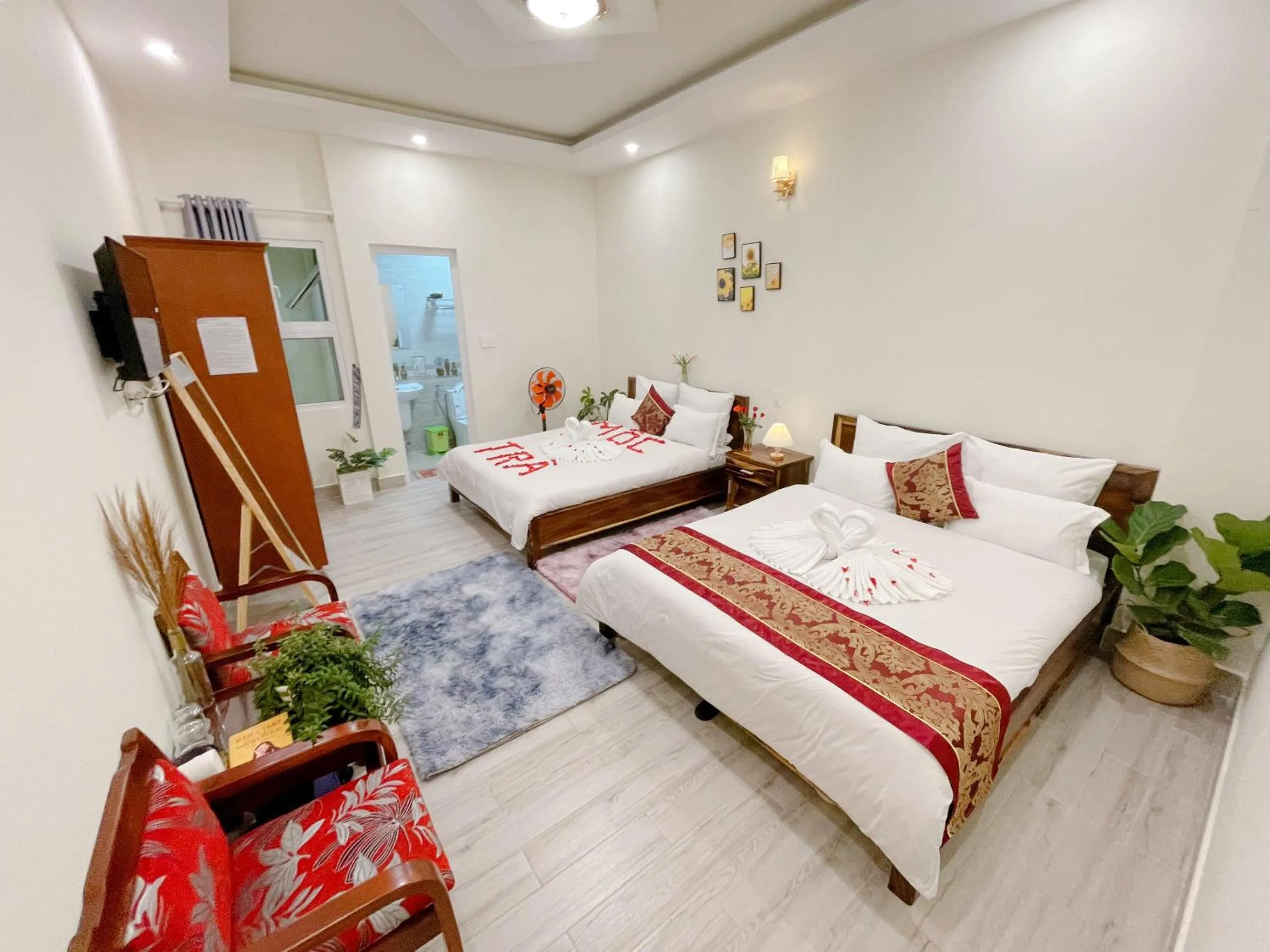 Bed in Nhat Hoang Homestay Da Lat