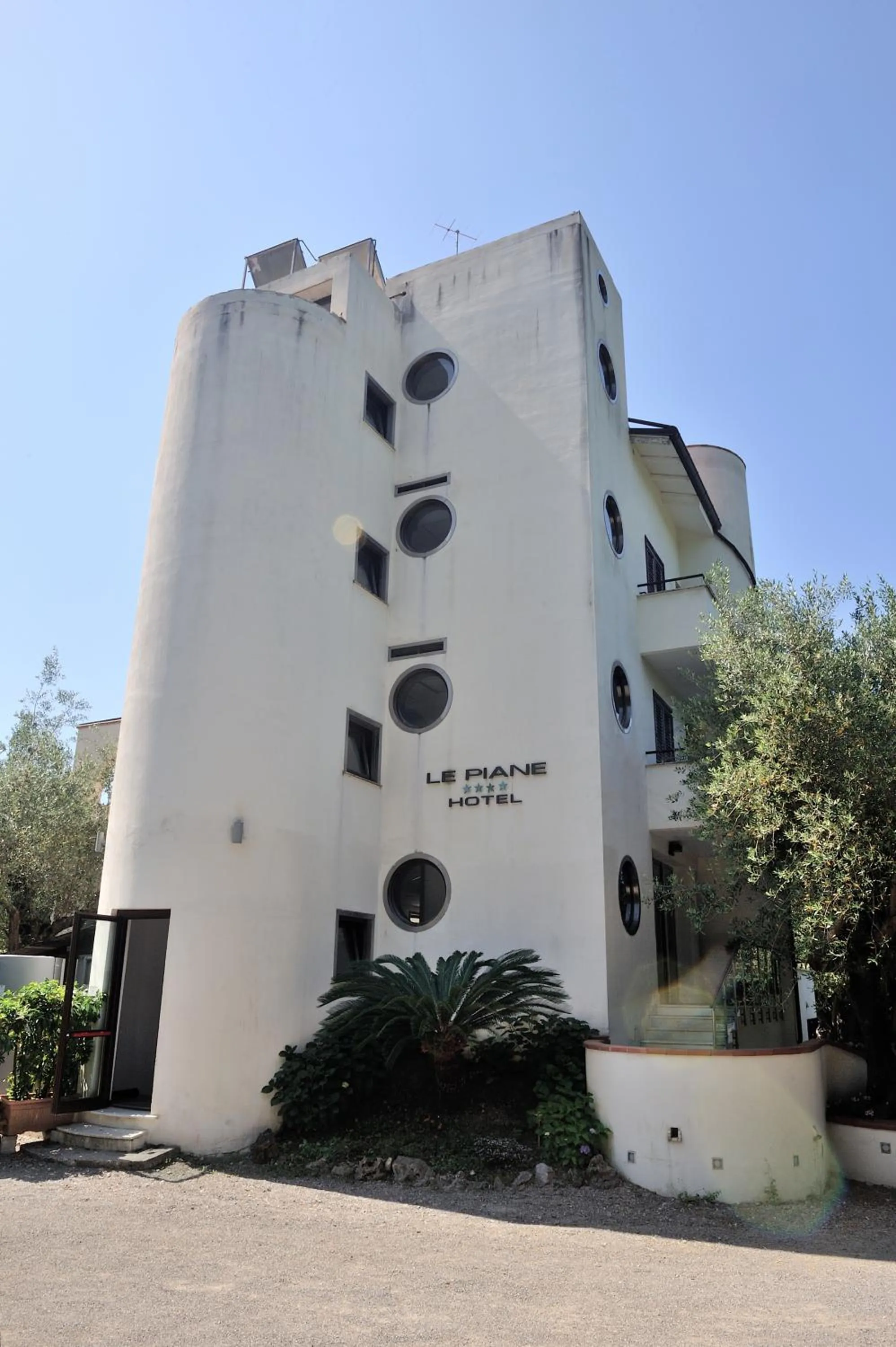 Property building in Hotel Le Piane