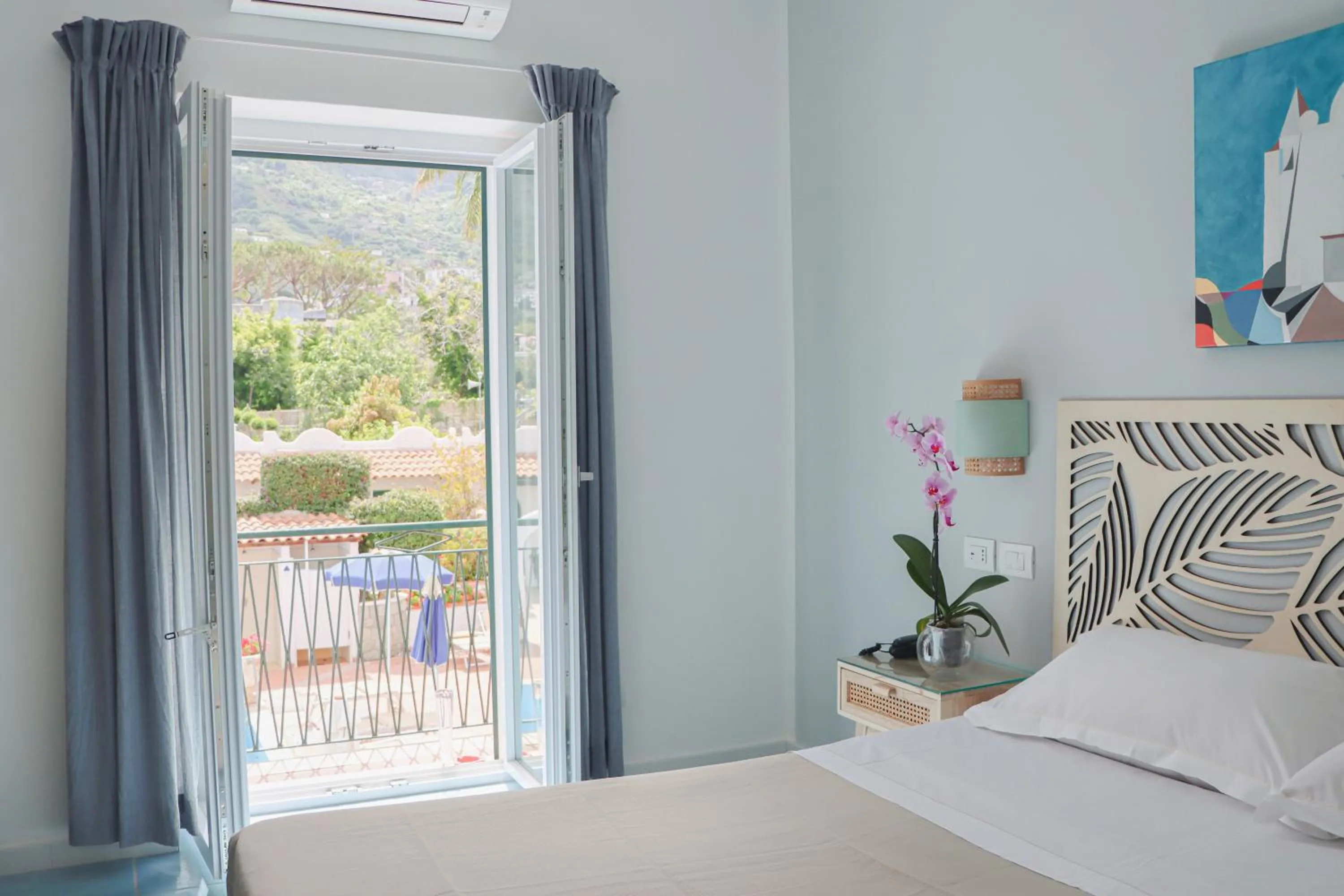 Bed in Hotel Lord Byron