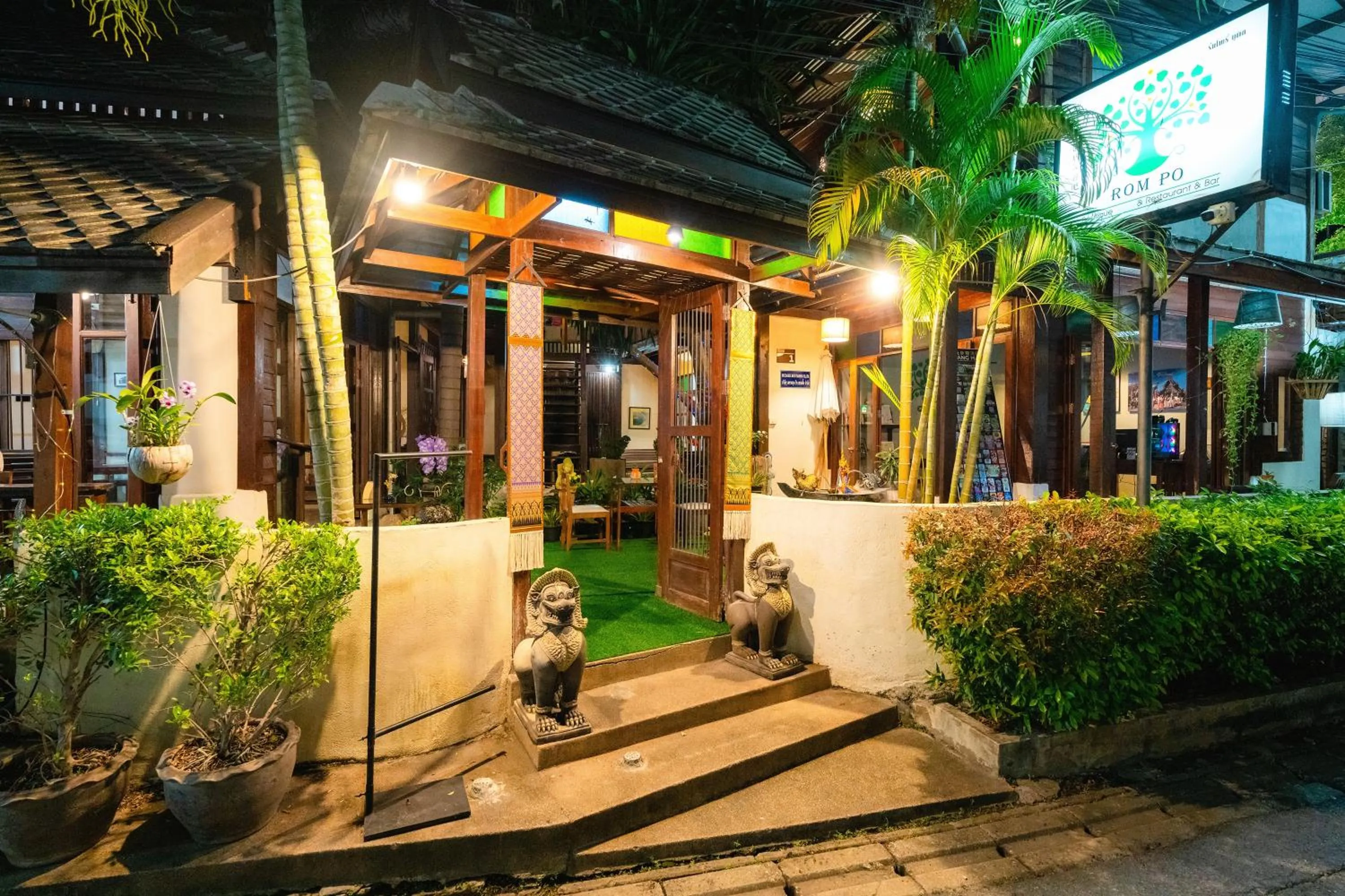 Property building in Rompo Boutique Hotel