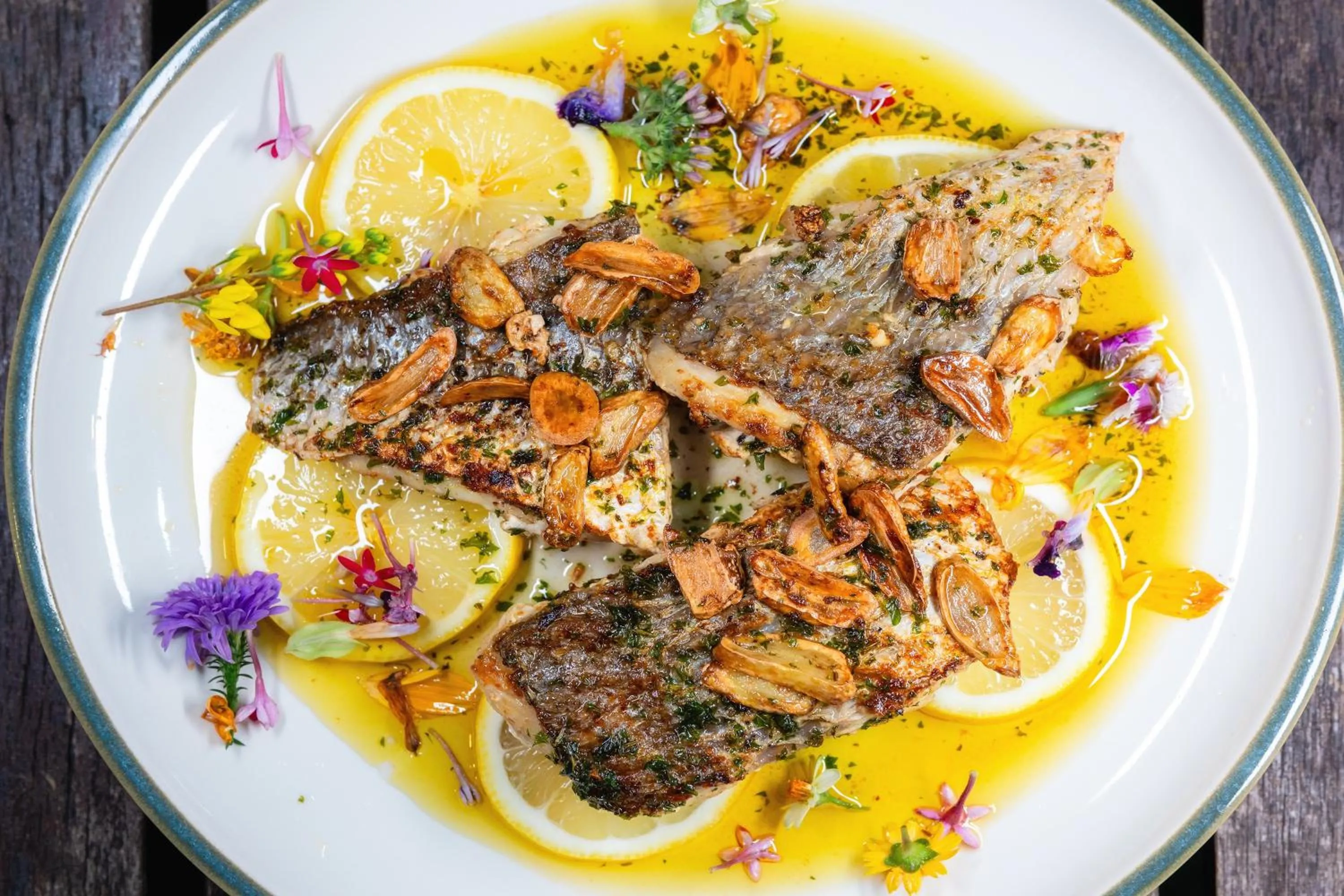 Food and drinks in Rompo Boutique Hotel