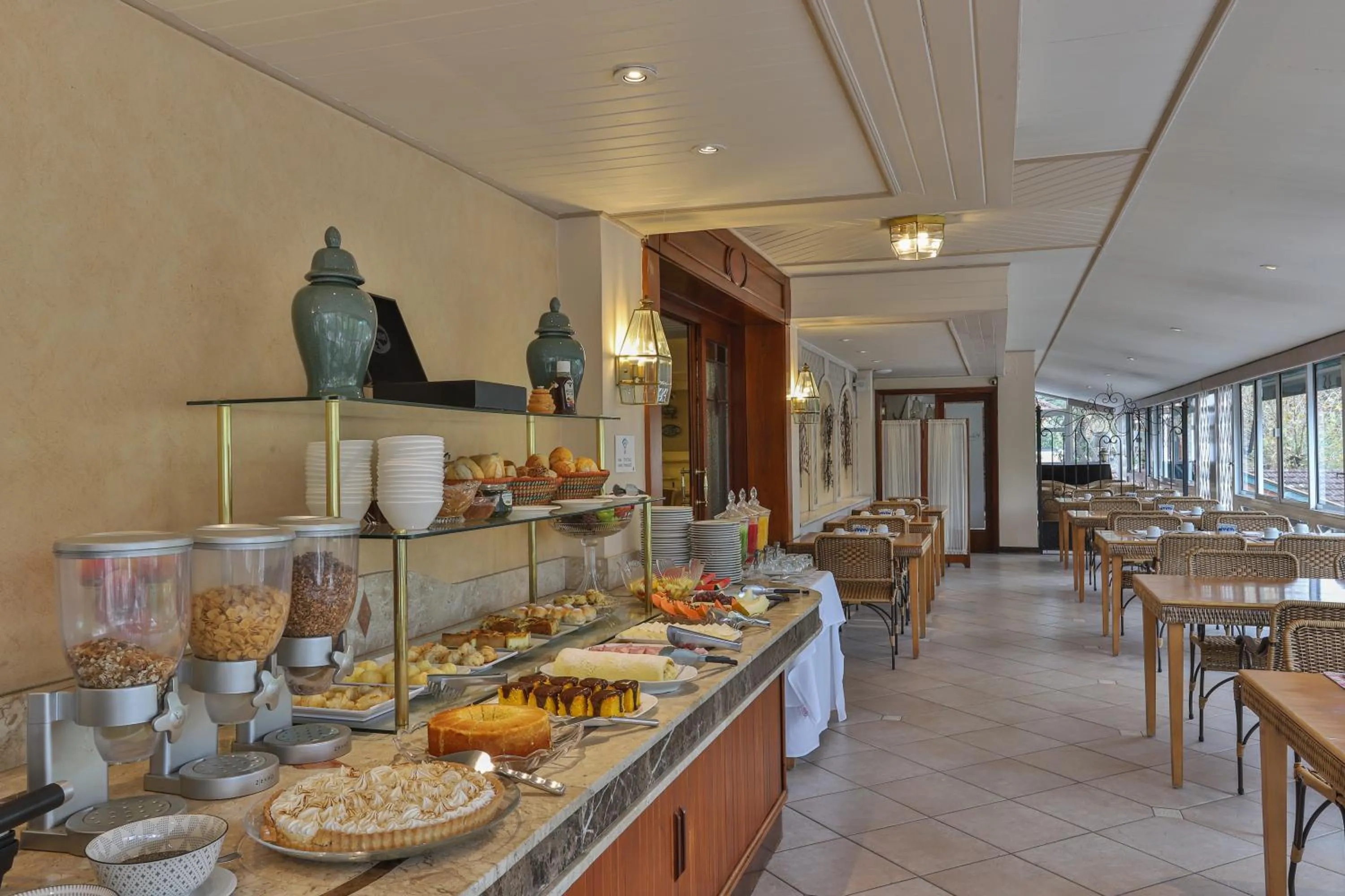 Buffet breakfast in Le Suisse Elegance Hotel