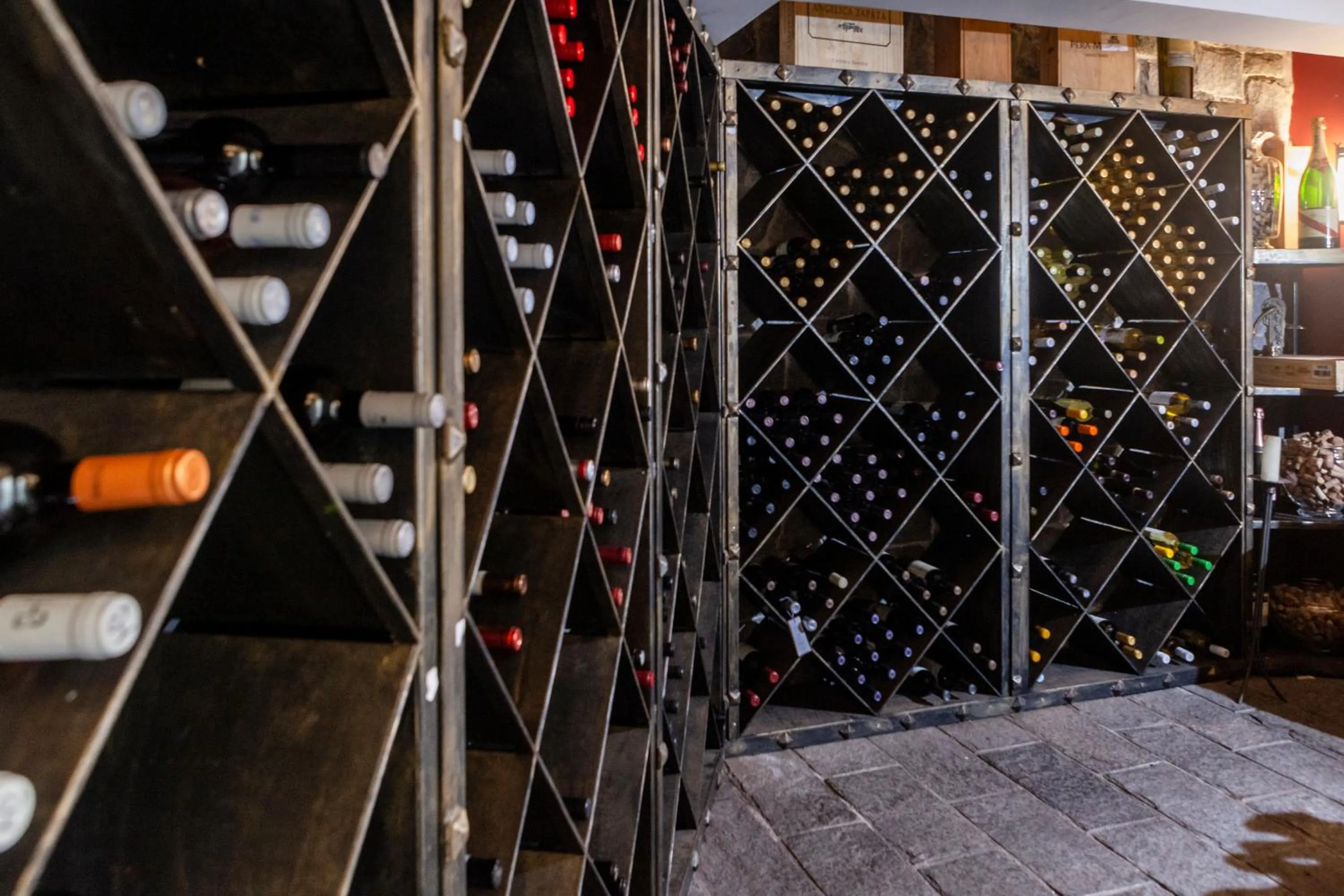 Alcoholic drinks in Le Suisse Elegance Hotel