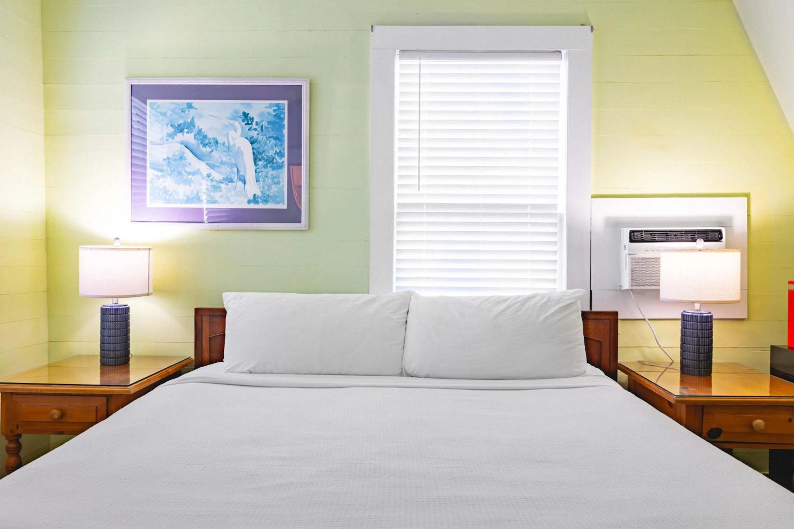 Bed in The Curry House - Entire Complex