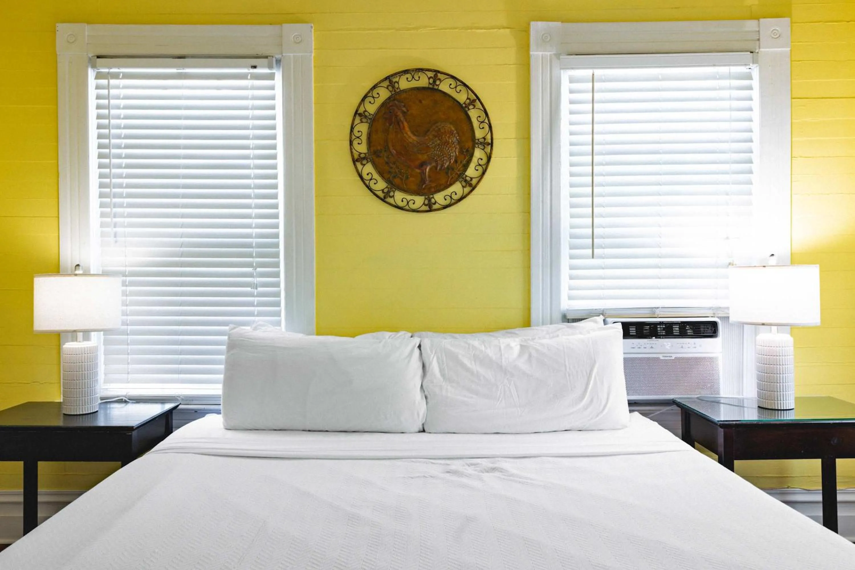 Bed in The Curry House - Entire Complex