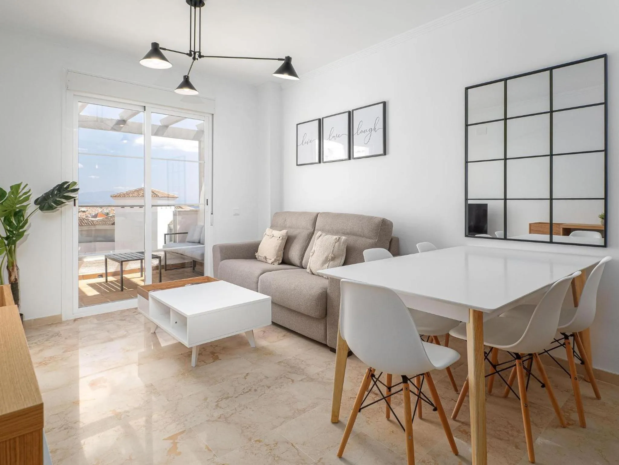 Small Oasis 2375 Sea View