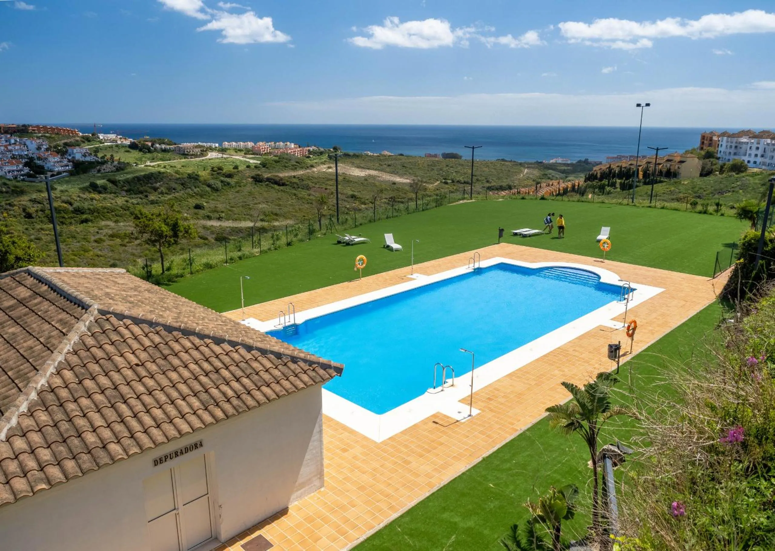 Swimming pool in Small Oasis 2375 Sea View