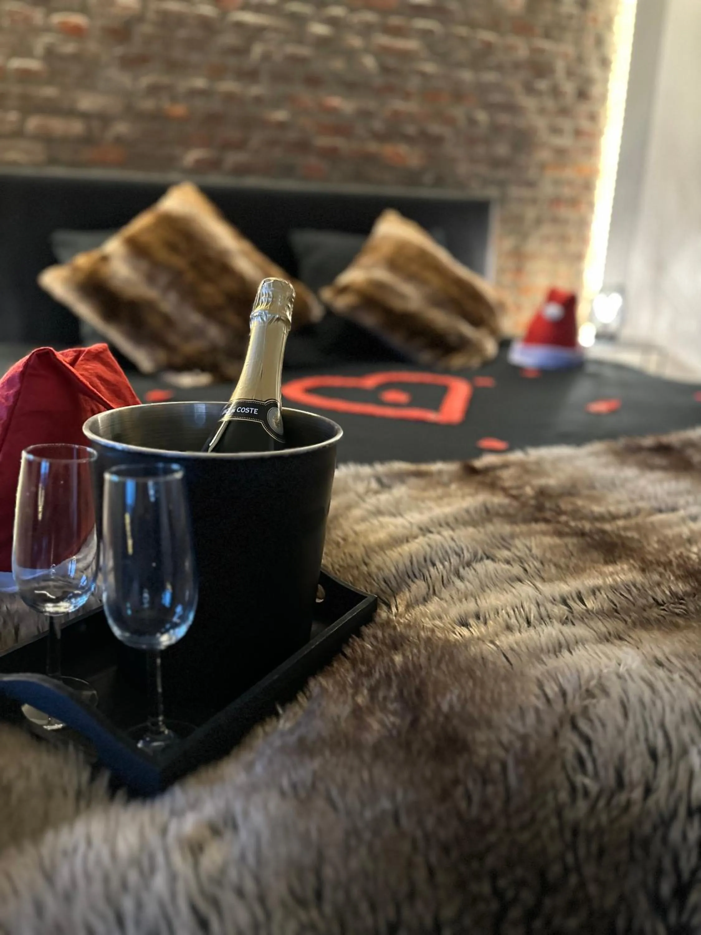 Suite Tino - Jacuzzi privé, cabine infrarouge & vue