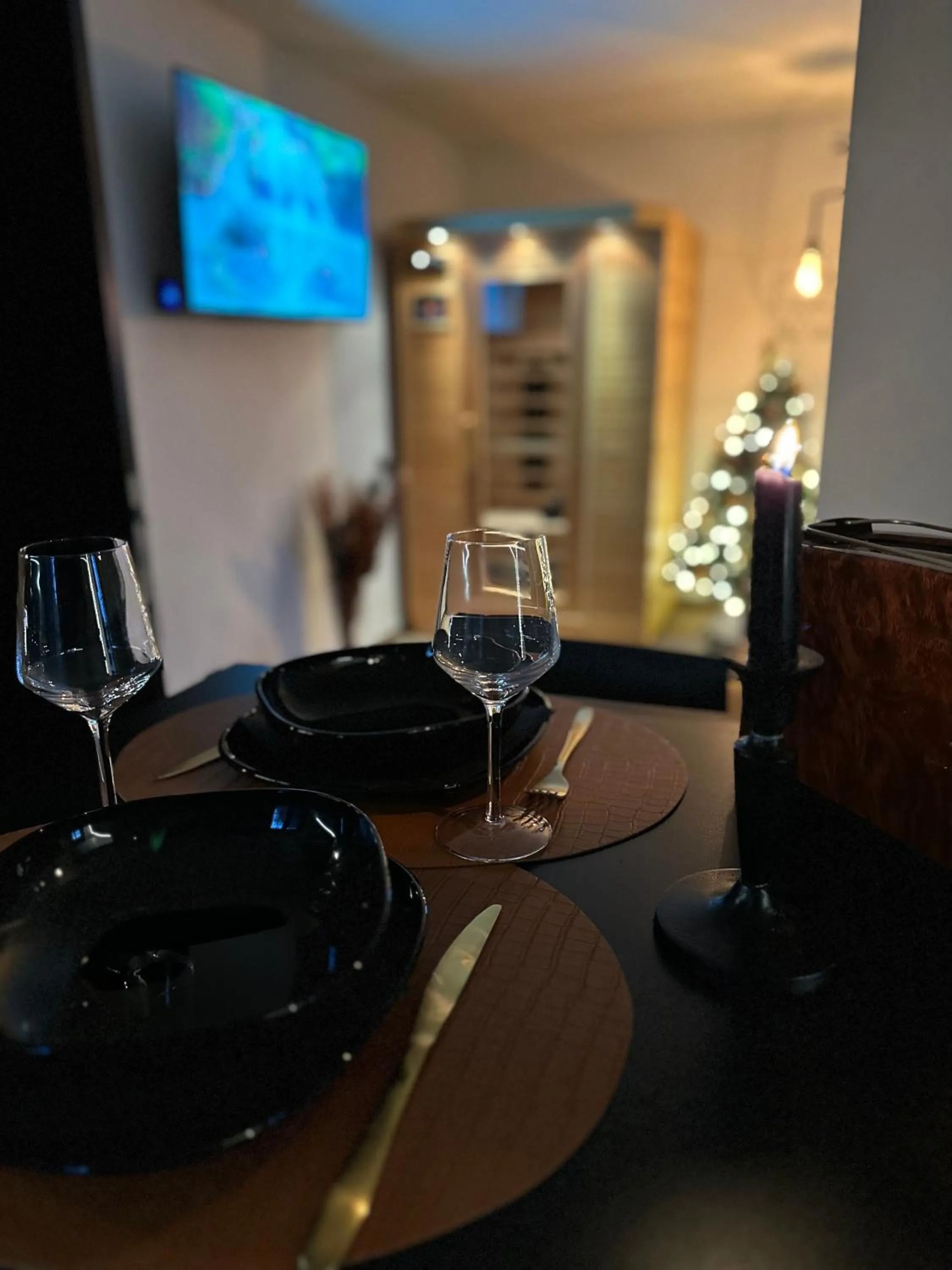 Suite Tino - Jacuzzi privé, cabine infrarouge & vue