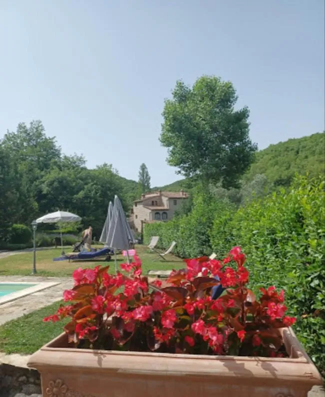 Swimming pool in Hotel Le Pozze Di Lecchi