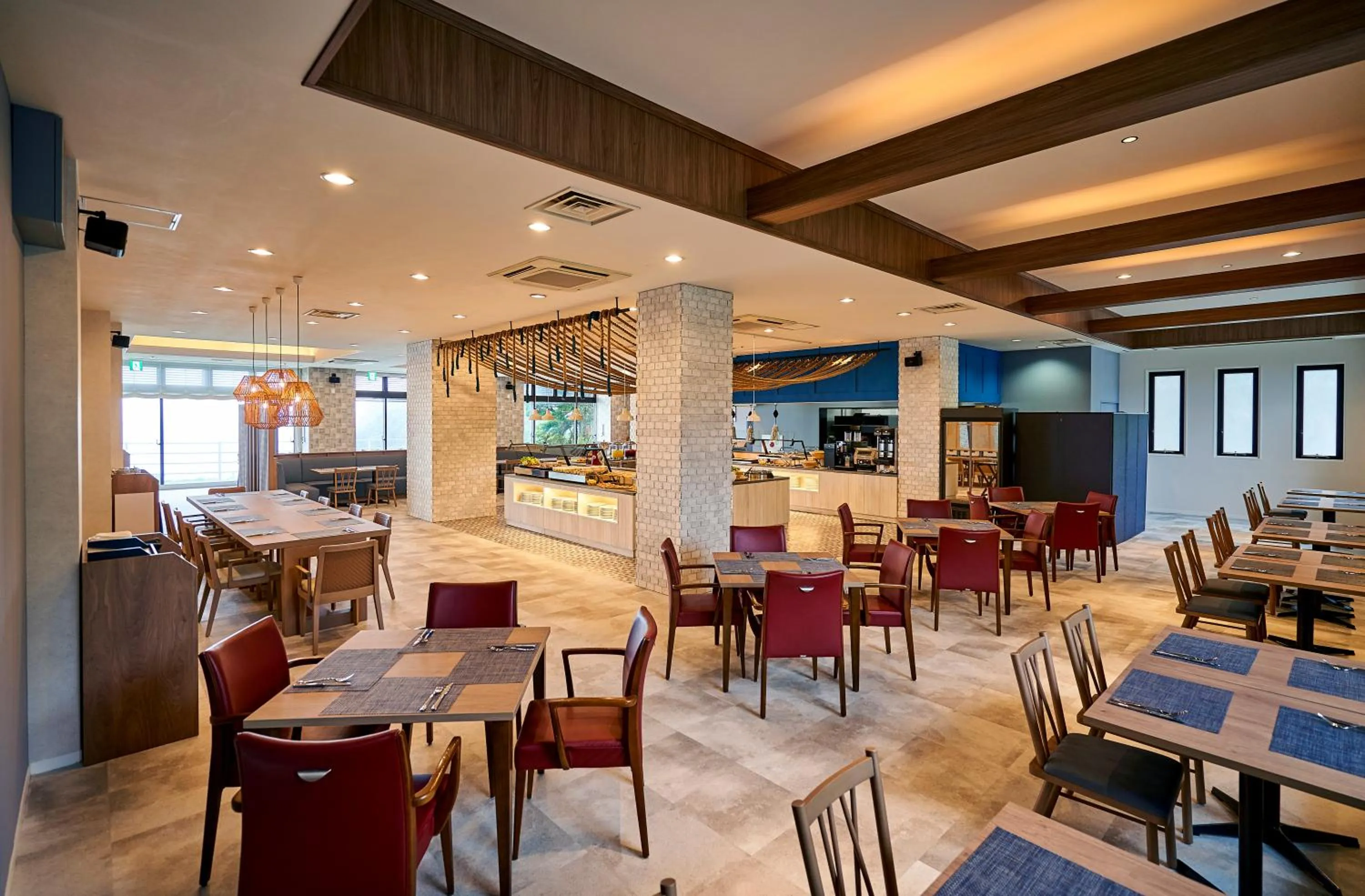 Restaurant/places to eat in il azzurri