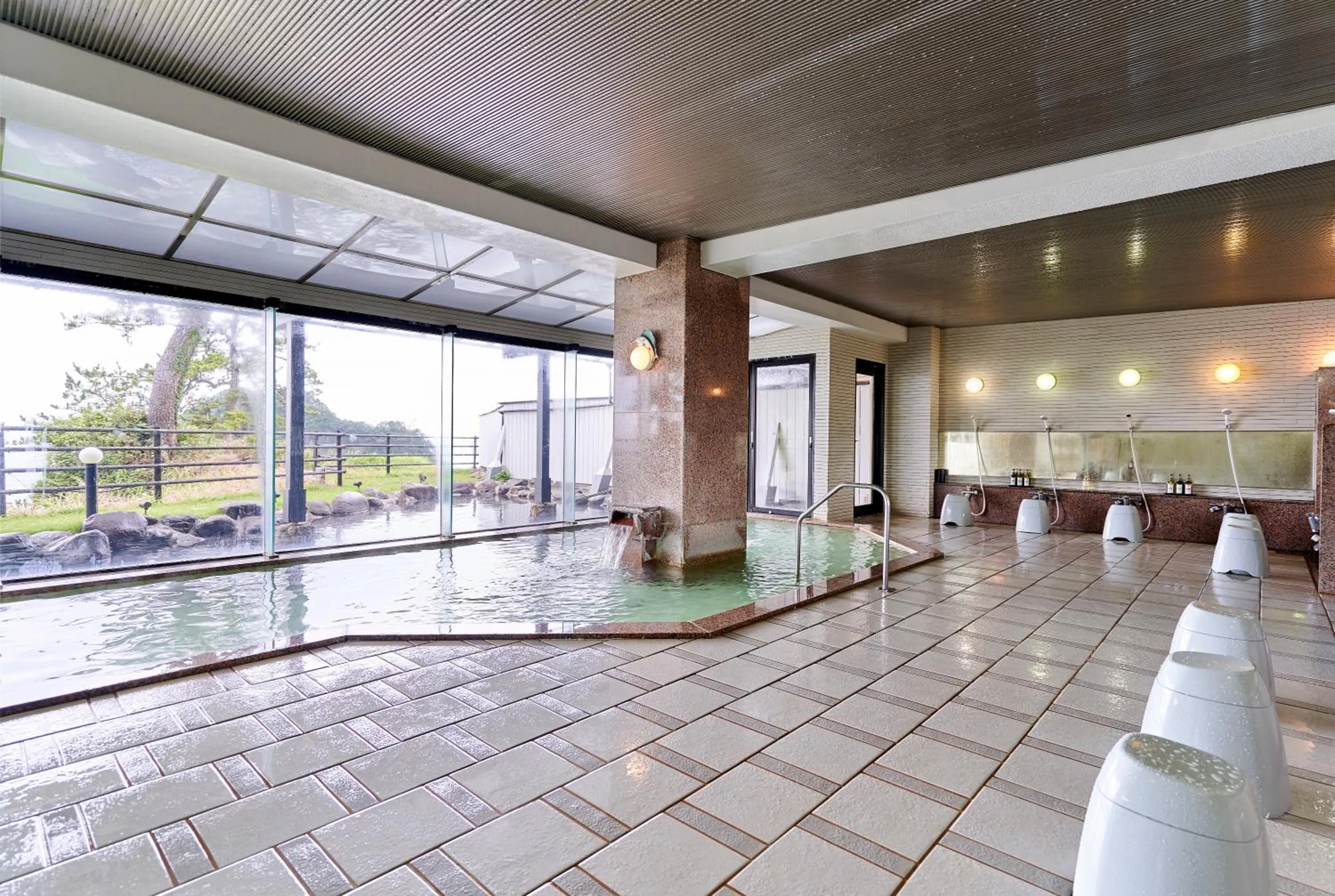 Public Bath in il azzurri