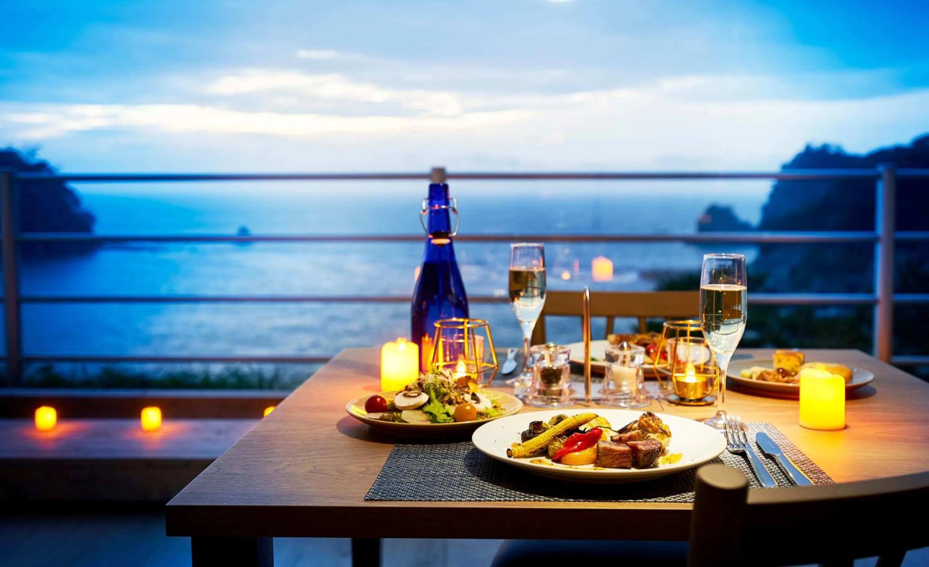 Restaurant/places to eat in il azzurri