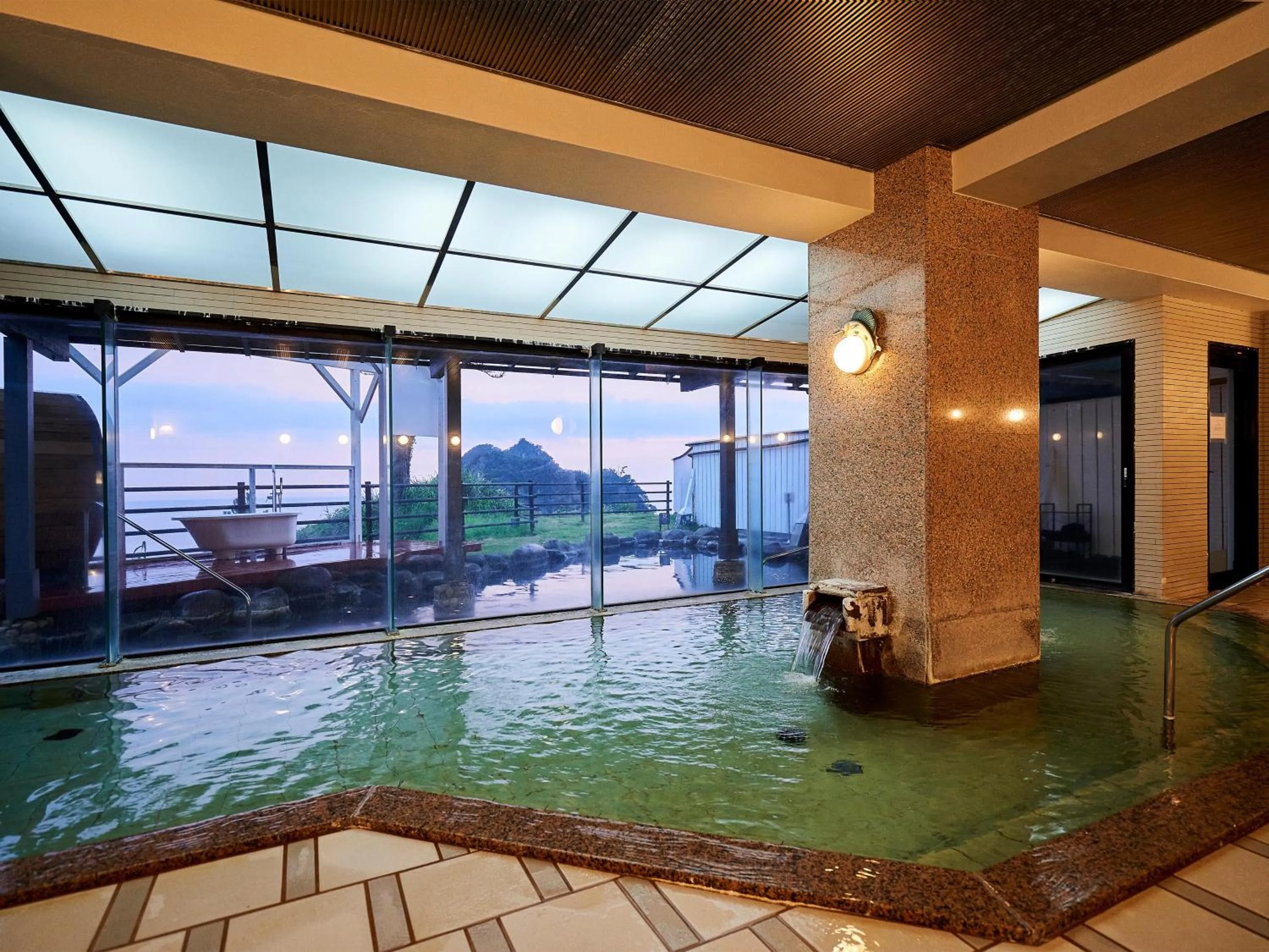 Public Bath in il azzurri