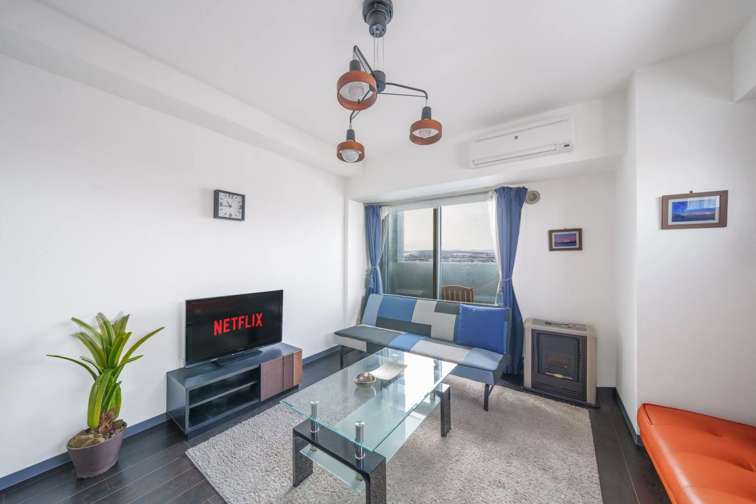 Living room in GRAVITY