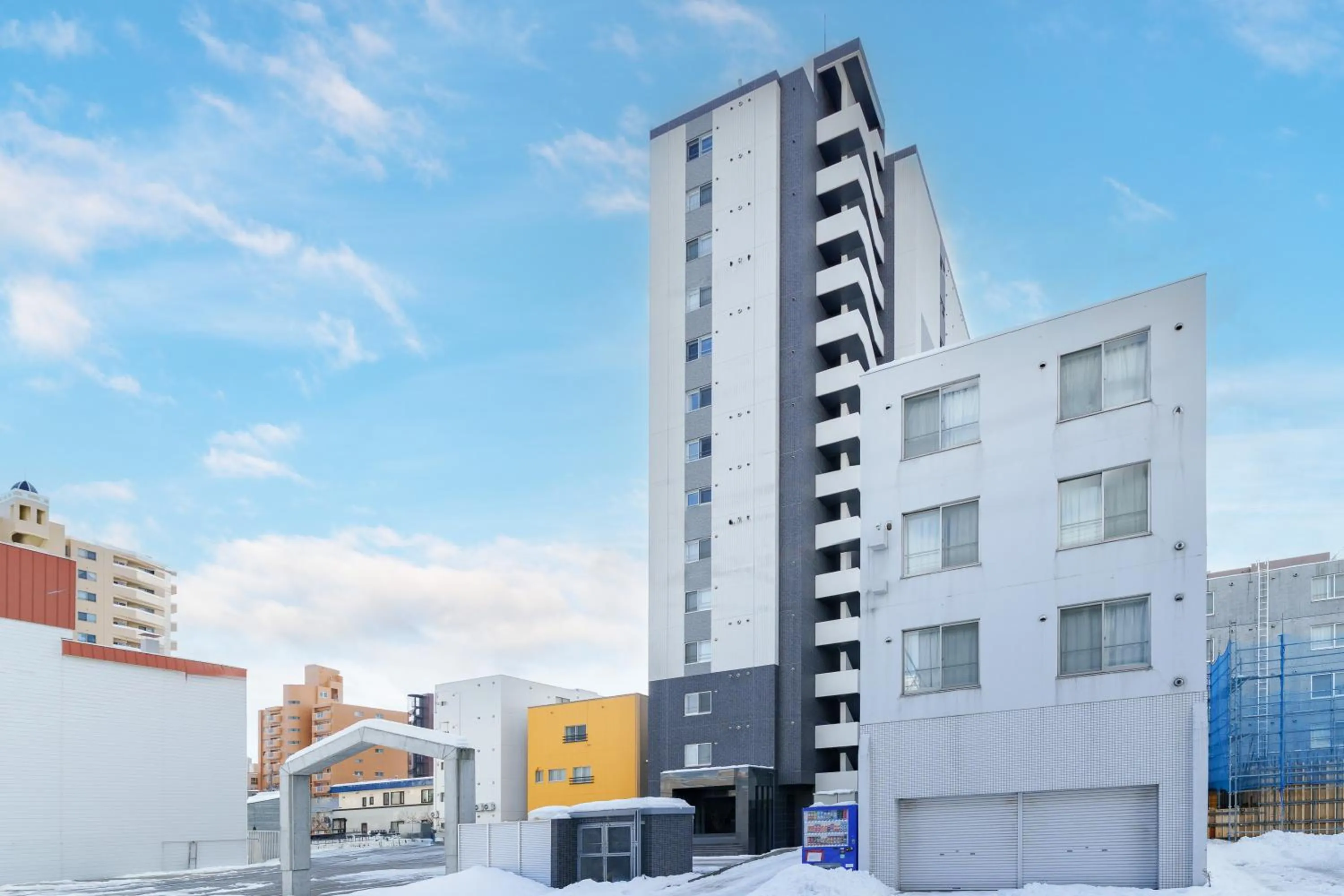 Property building in GRAVITY