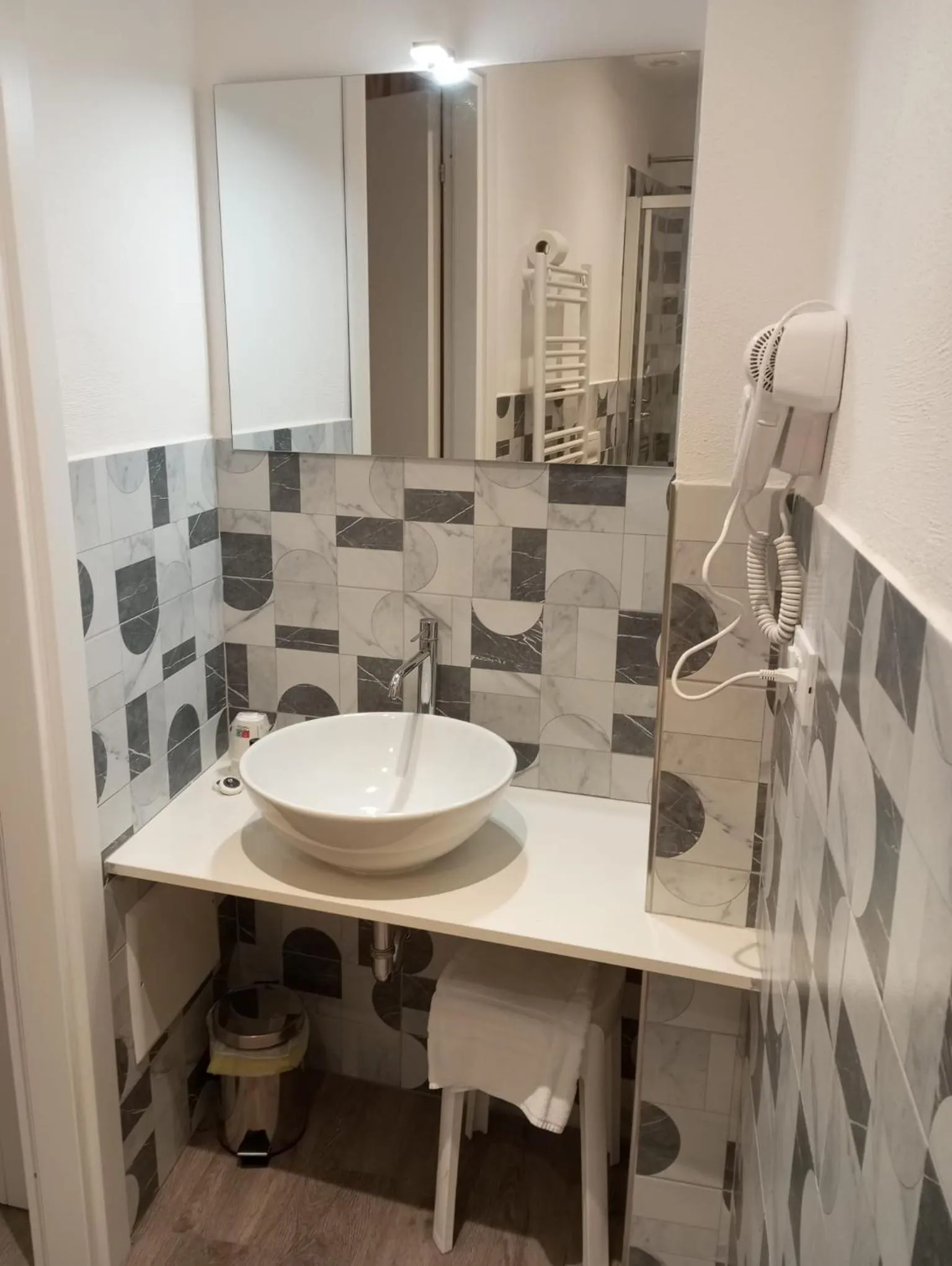 Shower in Hotel Acquario