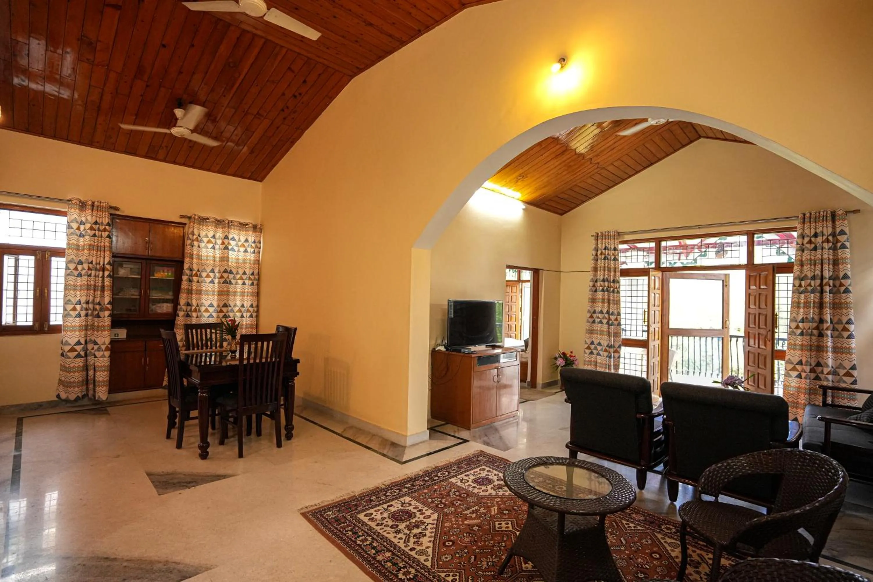 Communal lounge/ TV room in Chirping Hills Resort,Bhimtal