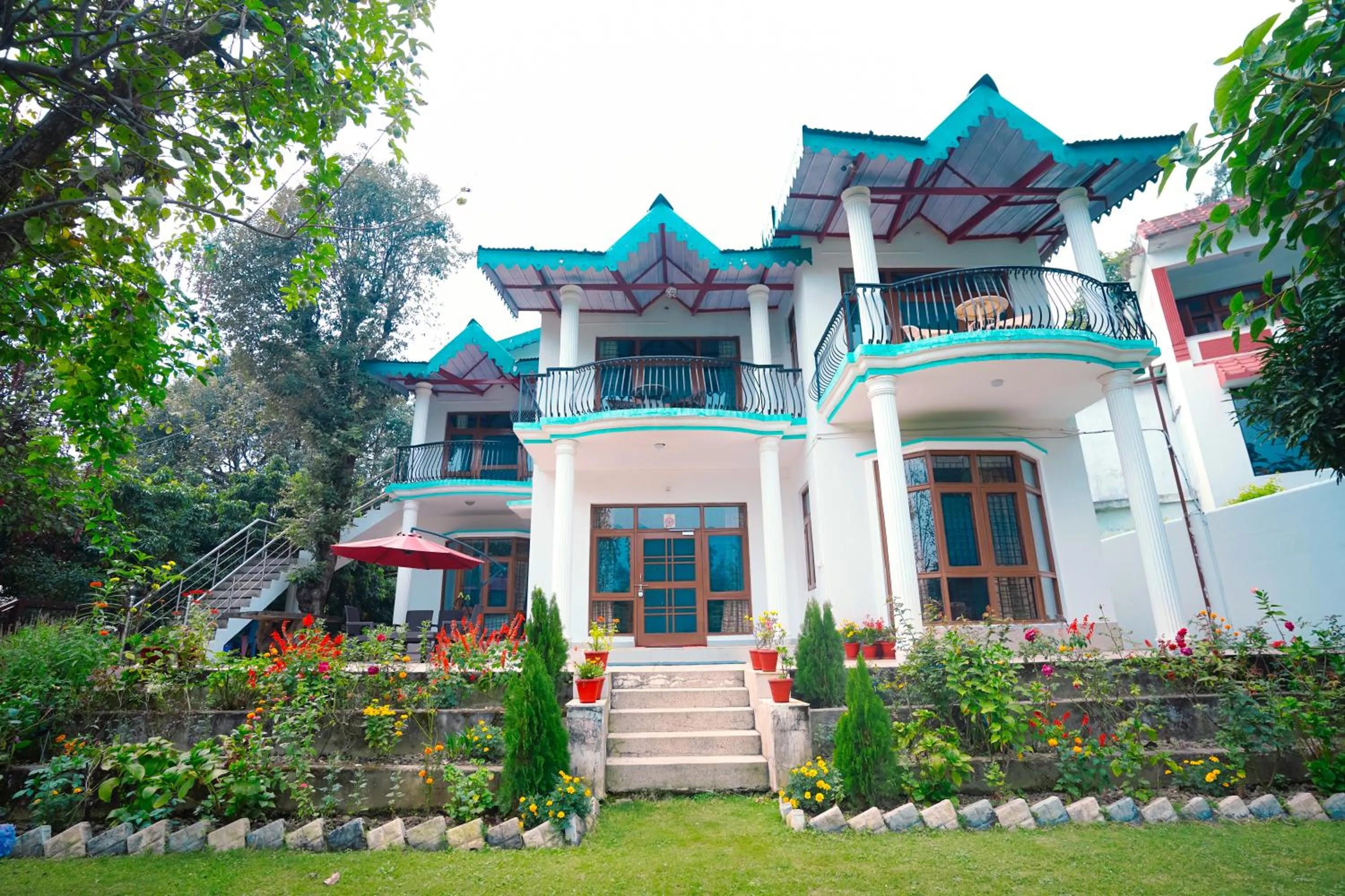 Facade/entrance in Chirping Hills Resort,Bhimtal
